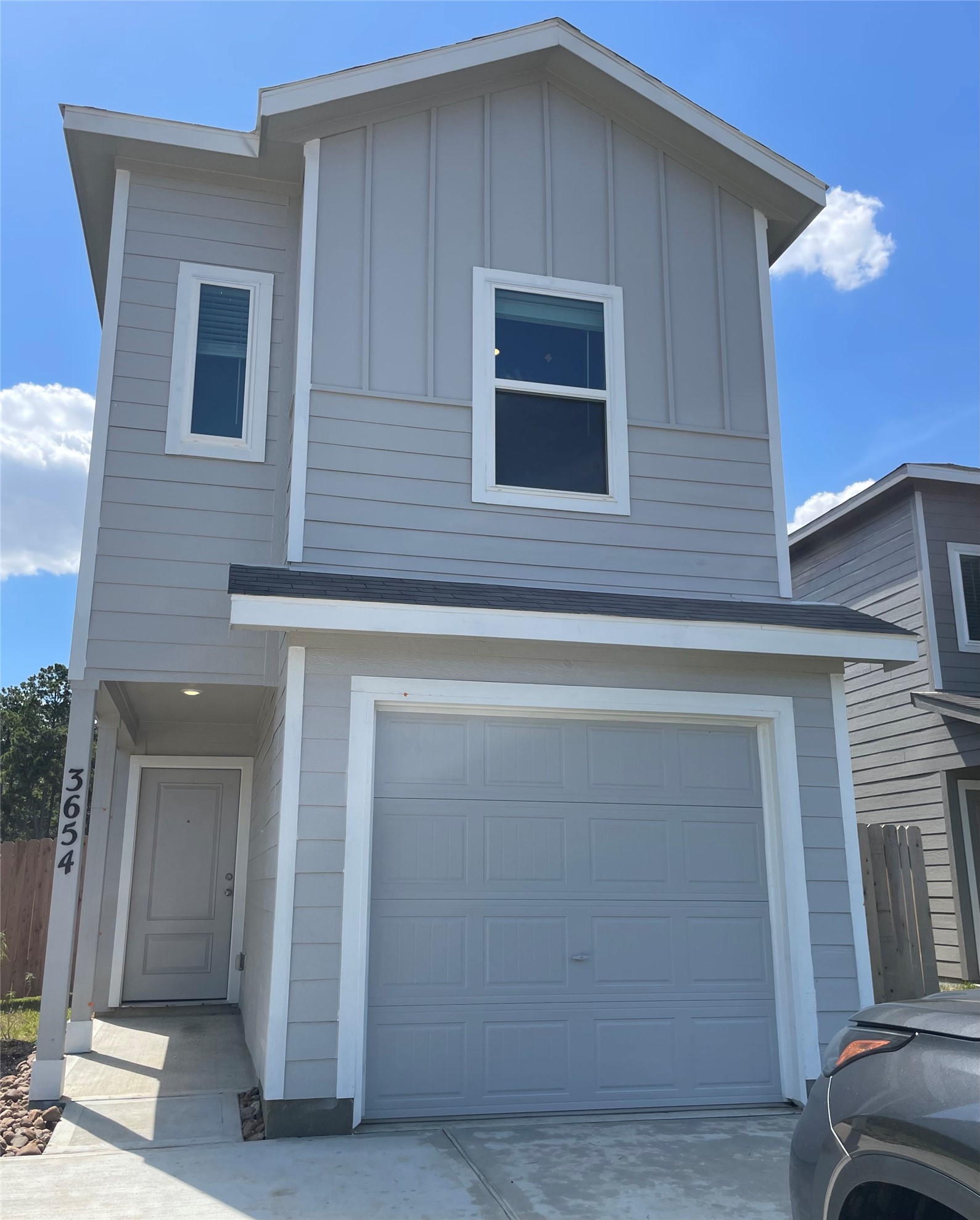 3654 Duplet Avenue Property Photo 1