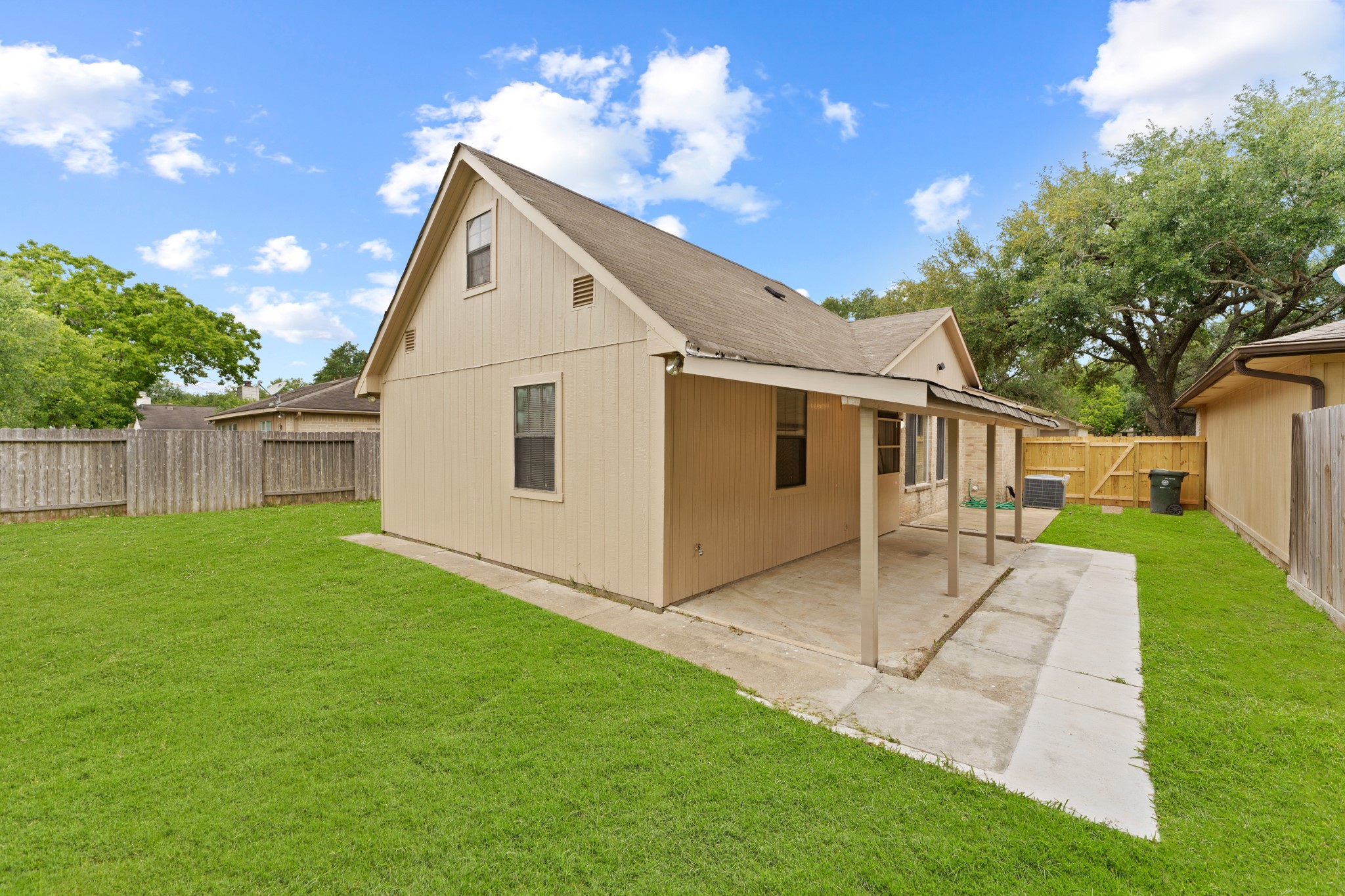 3926 Mill Rock Circle Property Photo 15