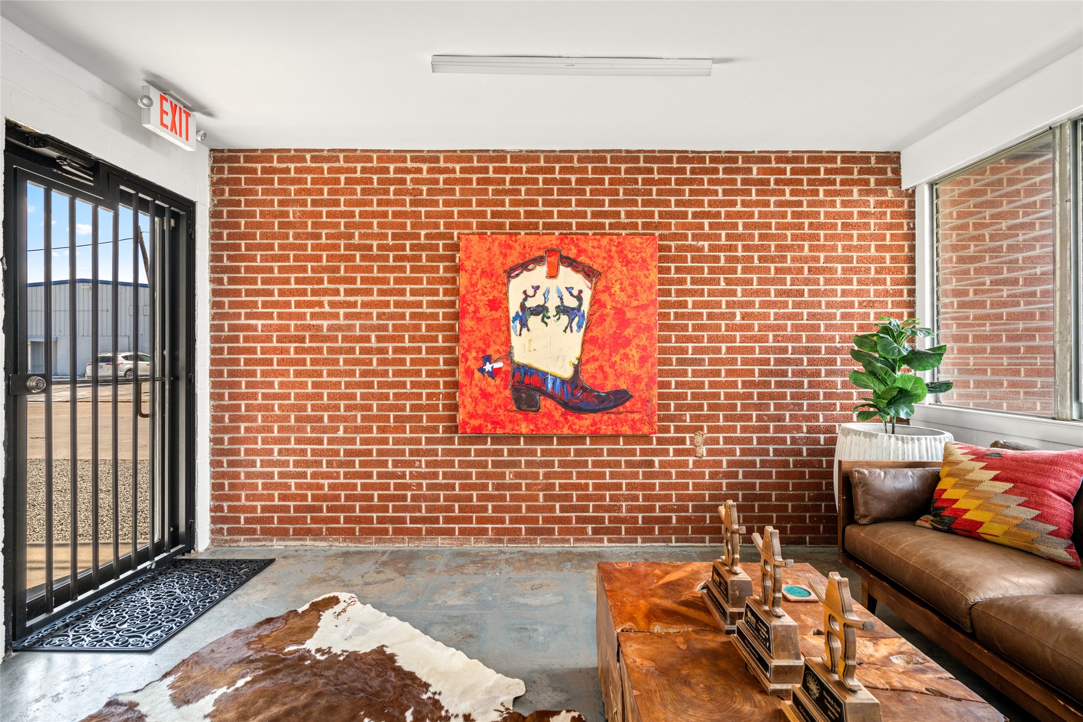 5975 Armour Drive Property Photo 7