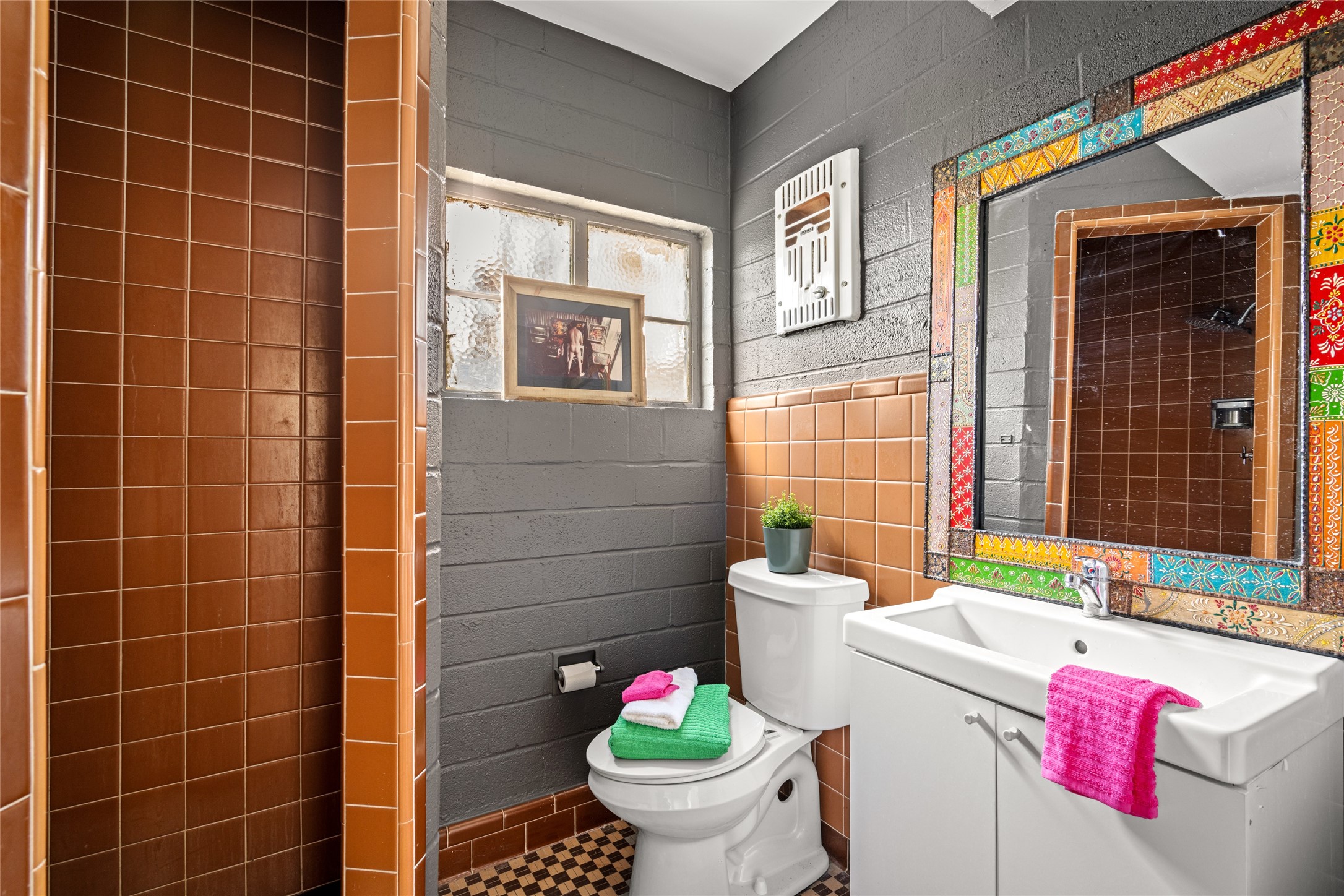 5975 Armour Drive Property Photo 10