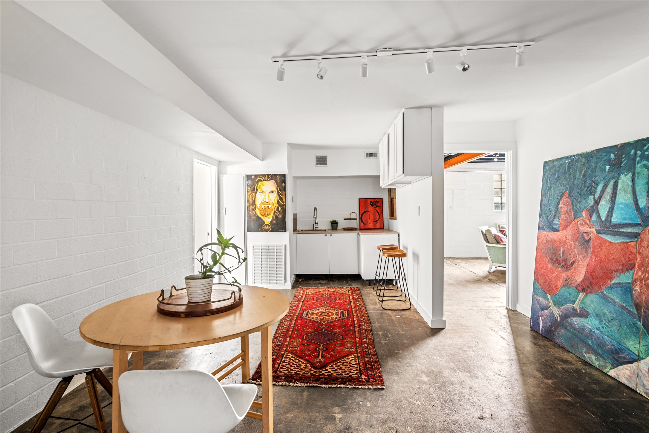 5975 Armour Drive Property Photo 19