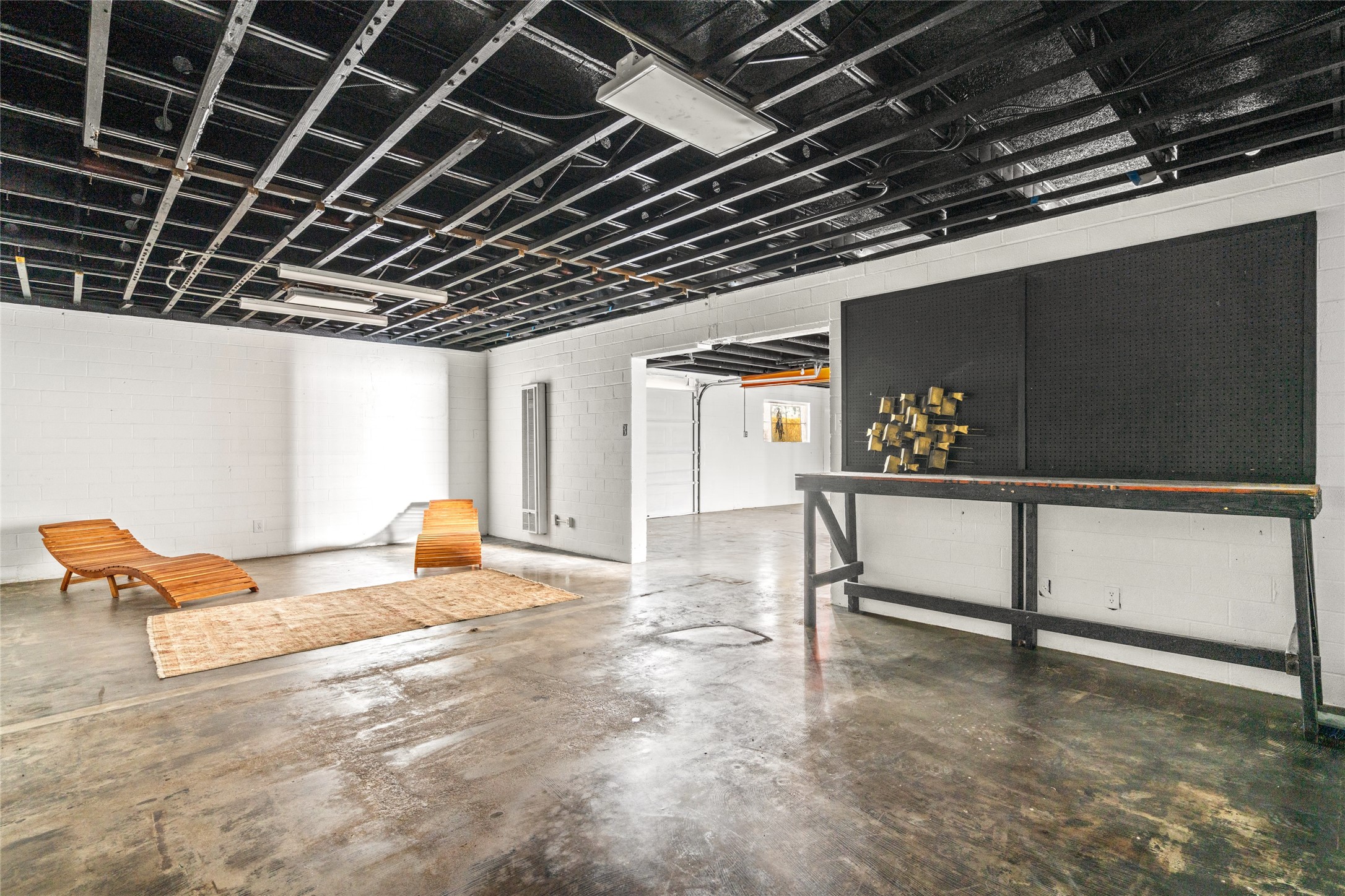 5975 Armour Drive Property Photo 28