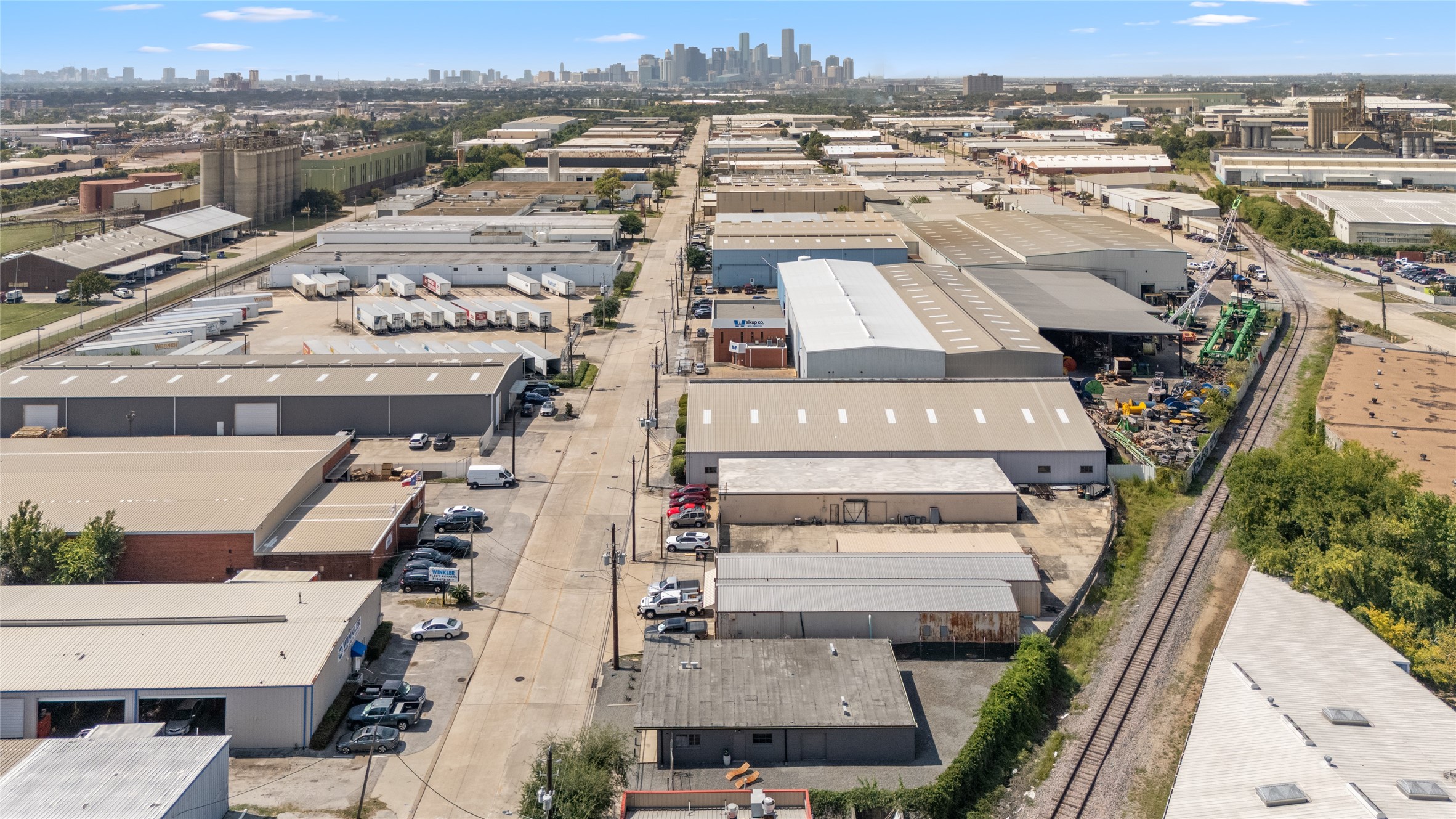 5975 Armour Drive Property Photo 33