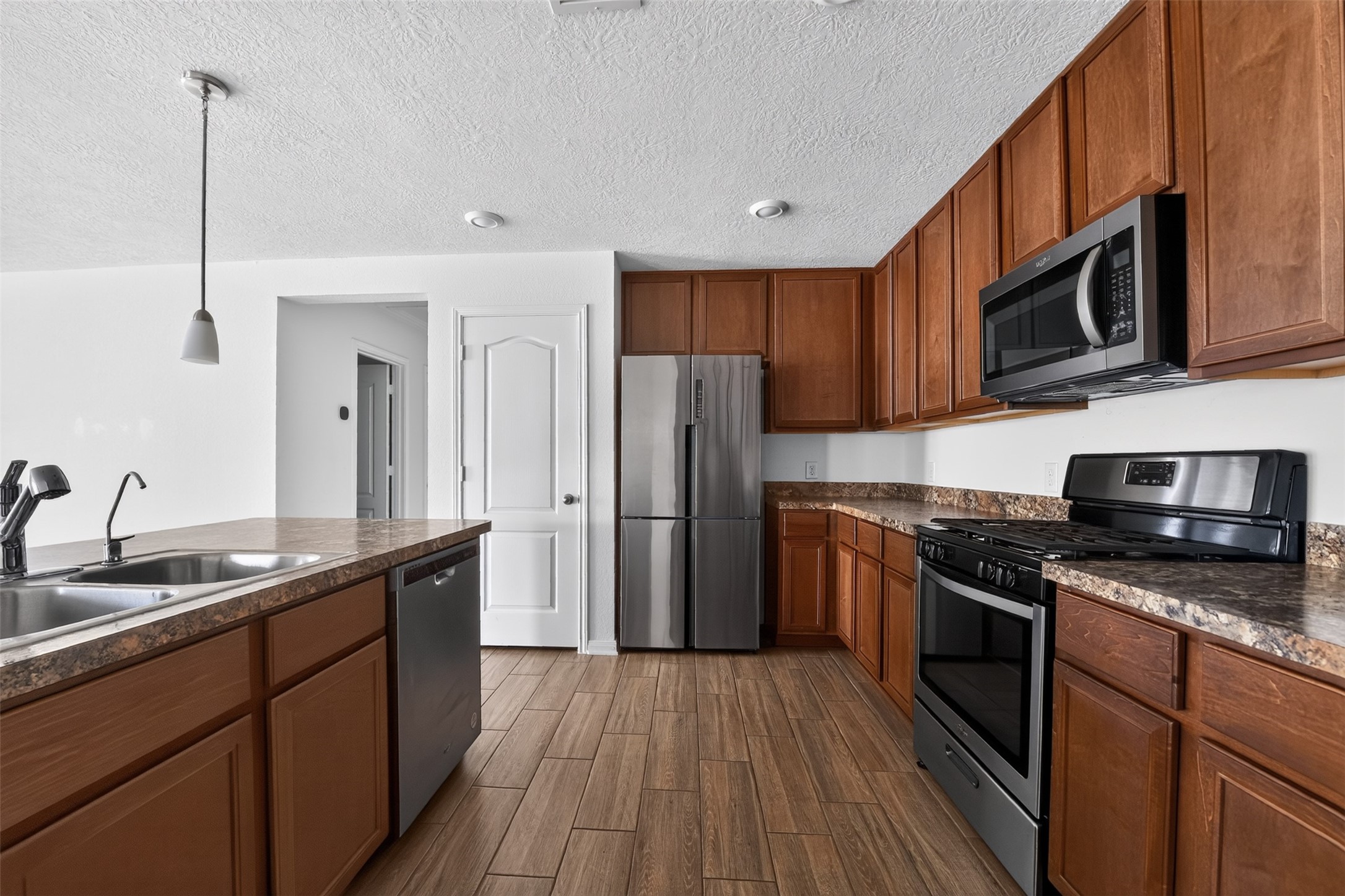 6014 Wakanda Lane Property Photo 4