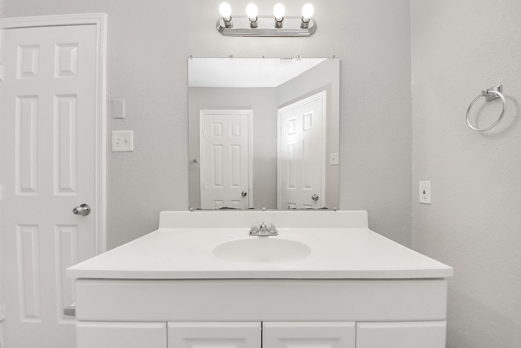 10603 Thorncliff Drive Property Photo 18