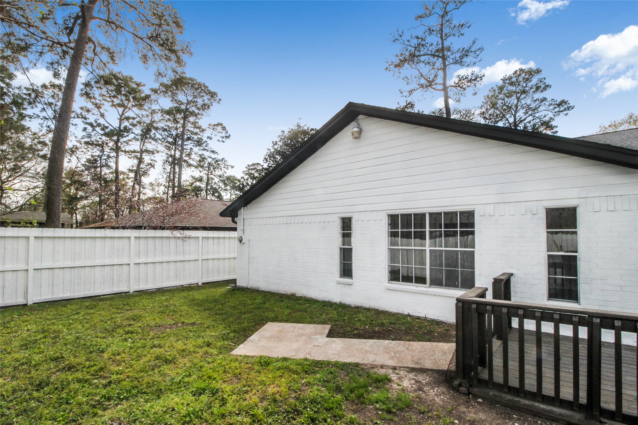 10322 Nold Drive Property Photo 17