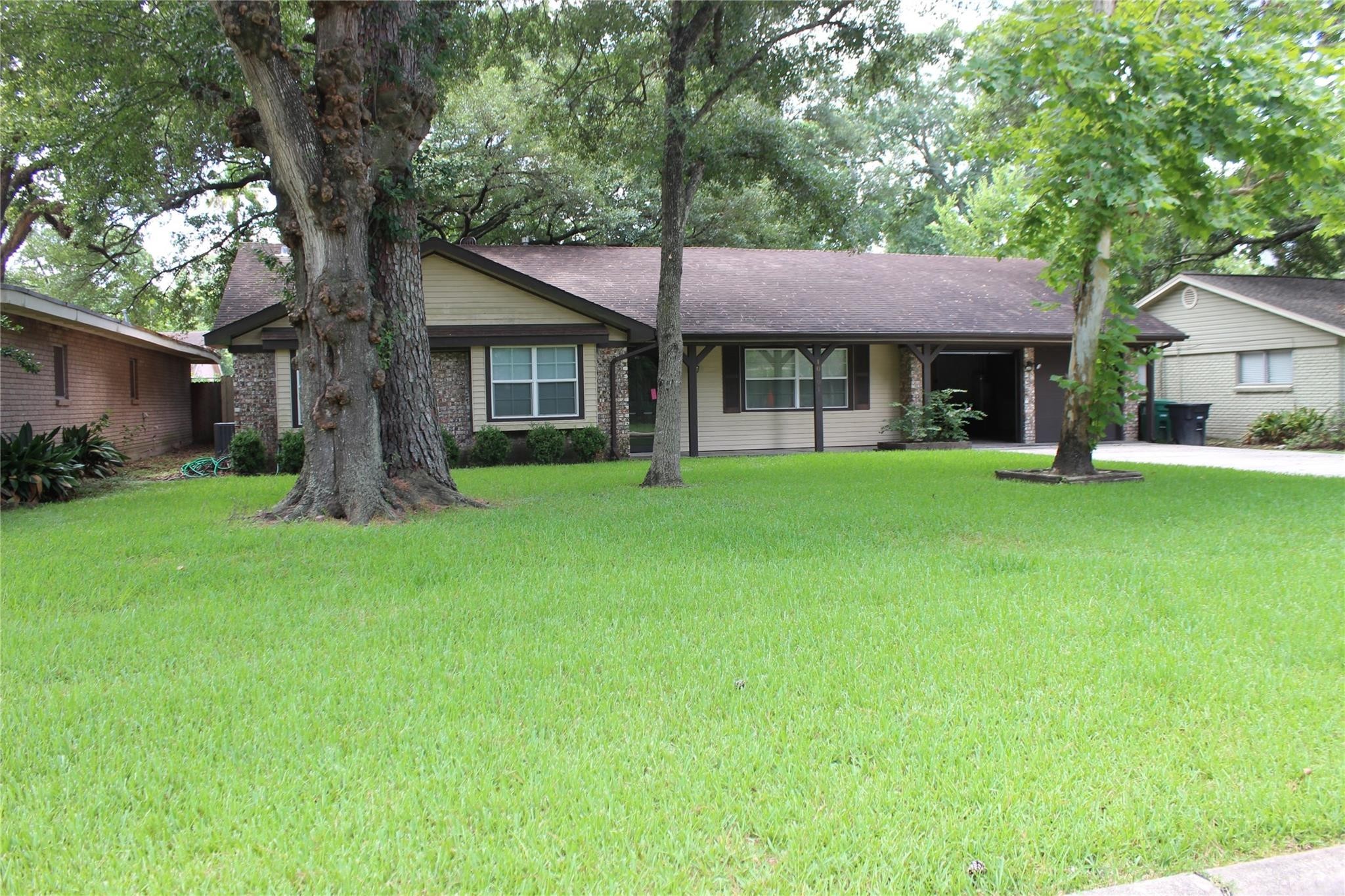 10301 Ivyridge Road Property Photo 2