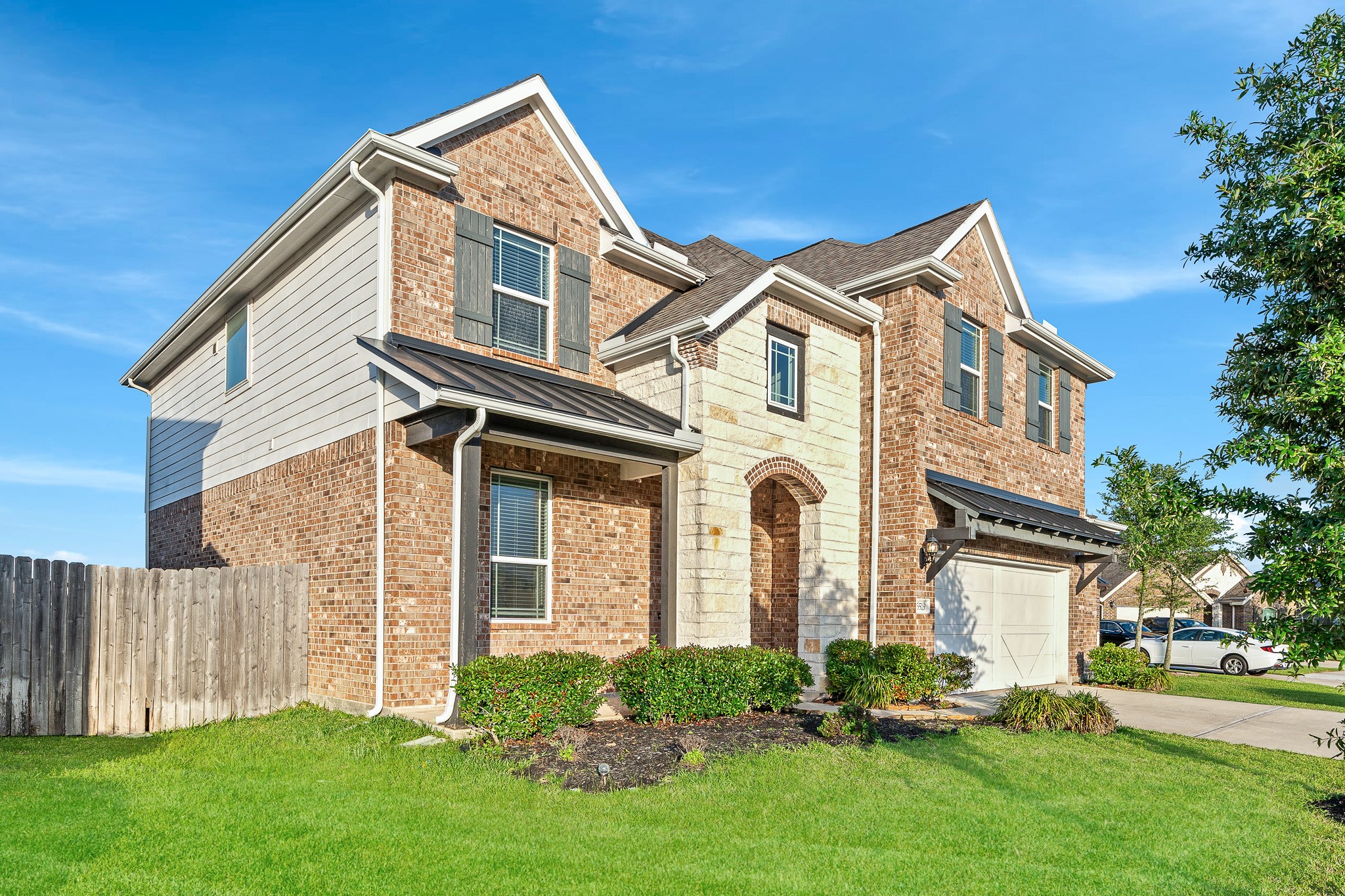 3519 Sunburst Court Property Photo 6