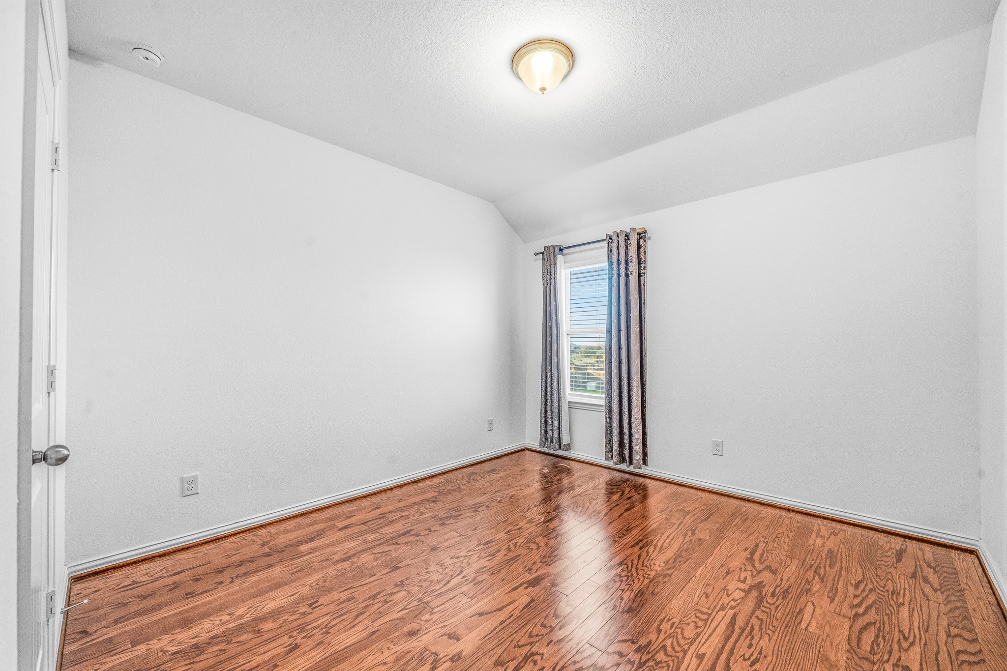 3519 Sunburst Court Property Photo 32