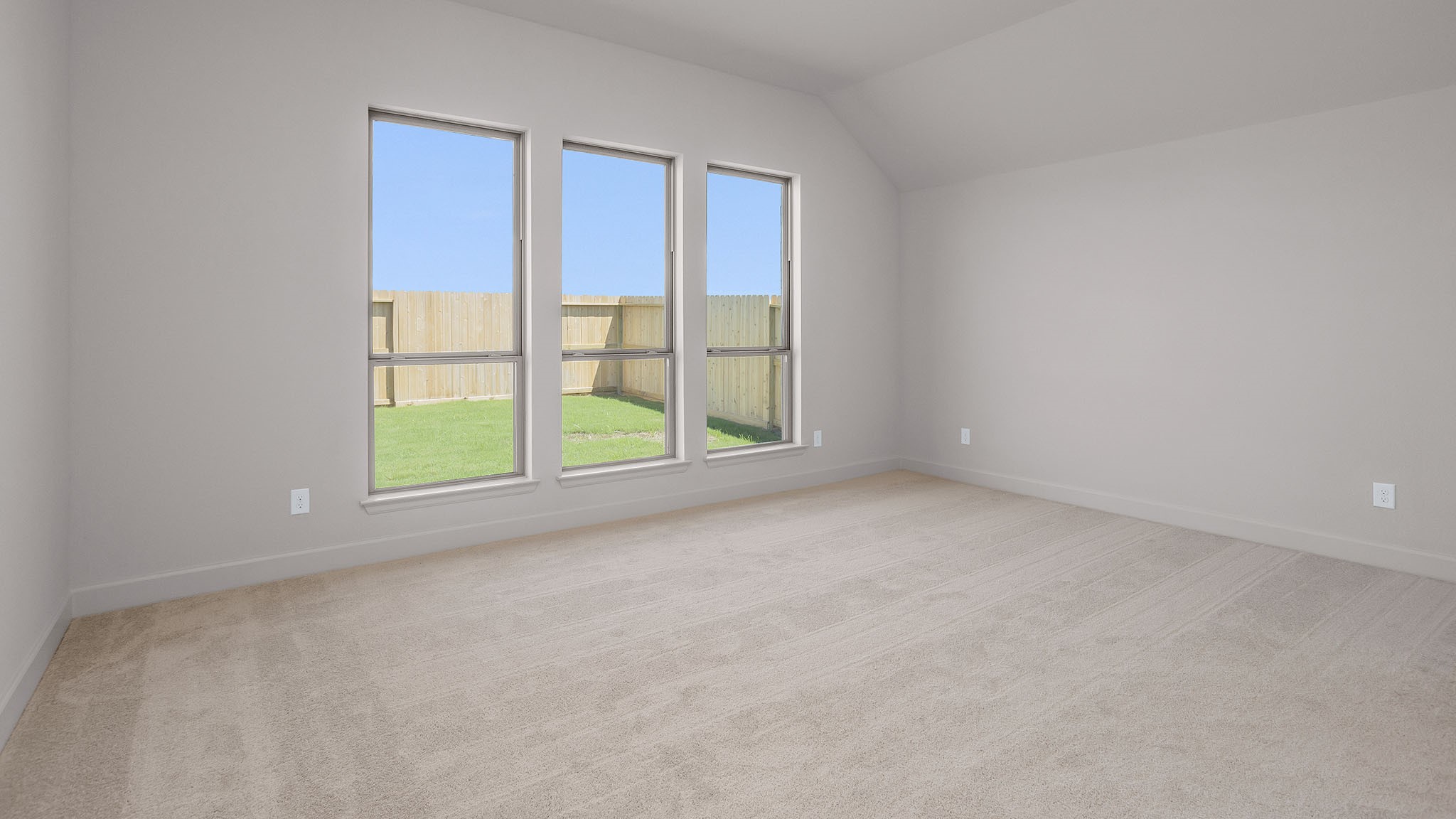 12330 Hudson Drive Property Photo 8