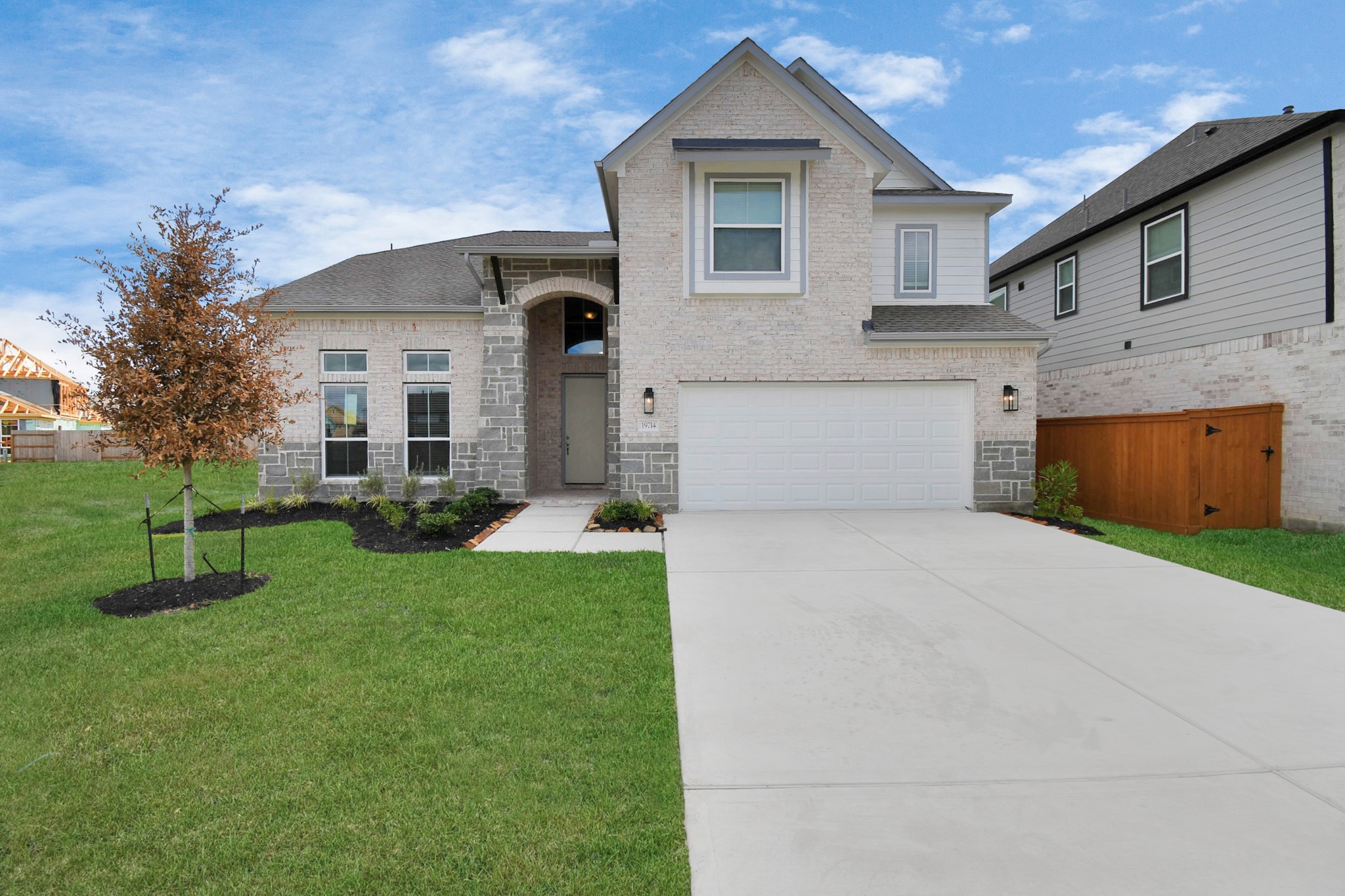 2113 Corn Thistle Way Property Photo 1