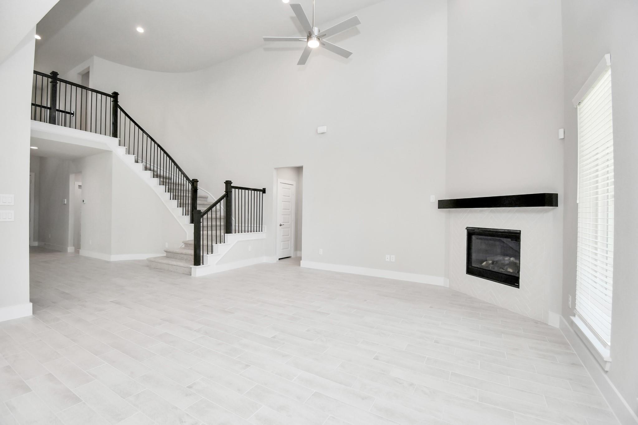 2113 Corn Thistle Way Property Photo 19
