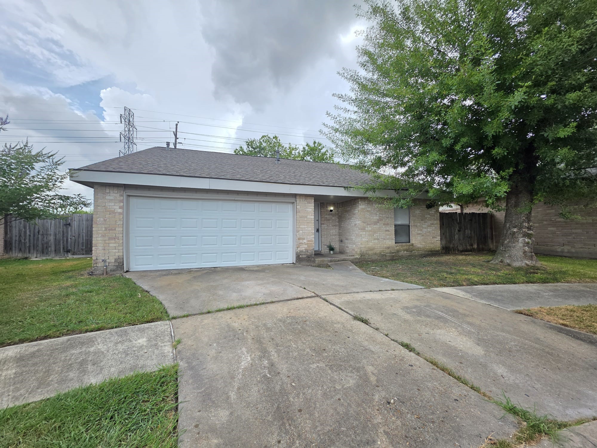 6607 Pouter Drive Property Photo 1