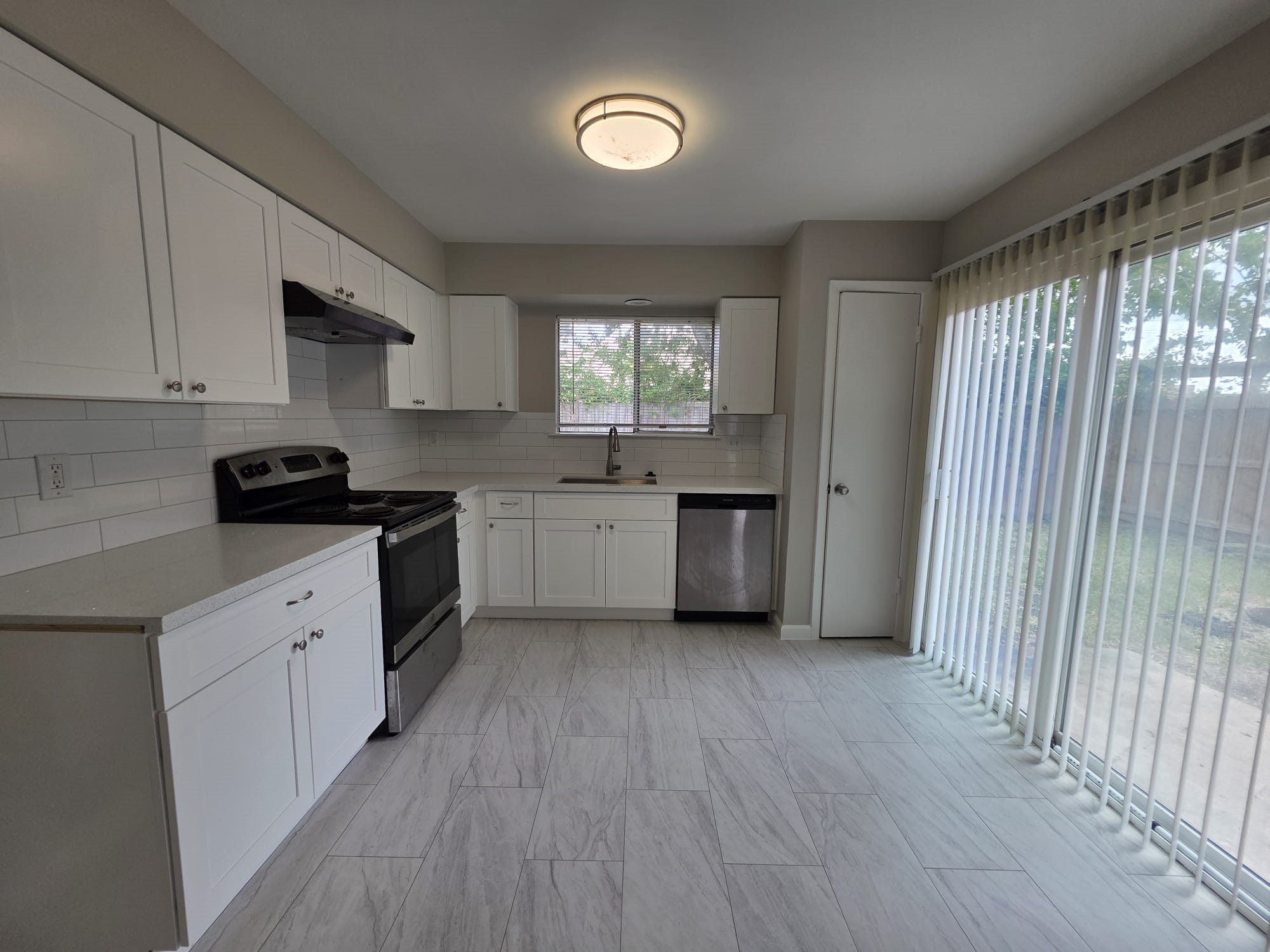 6607 Pouter Drive Property Photo 7