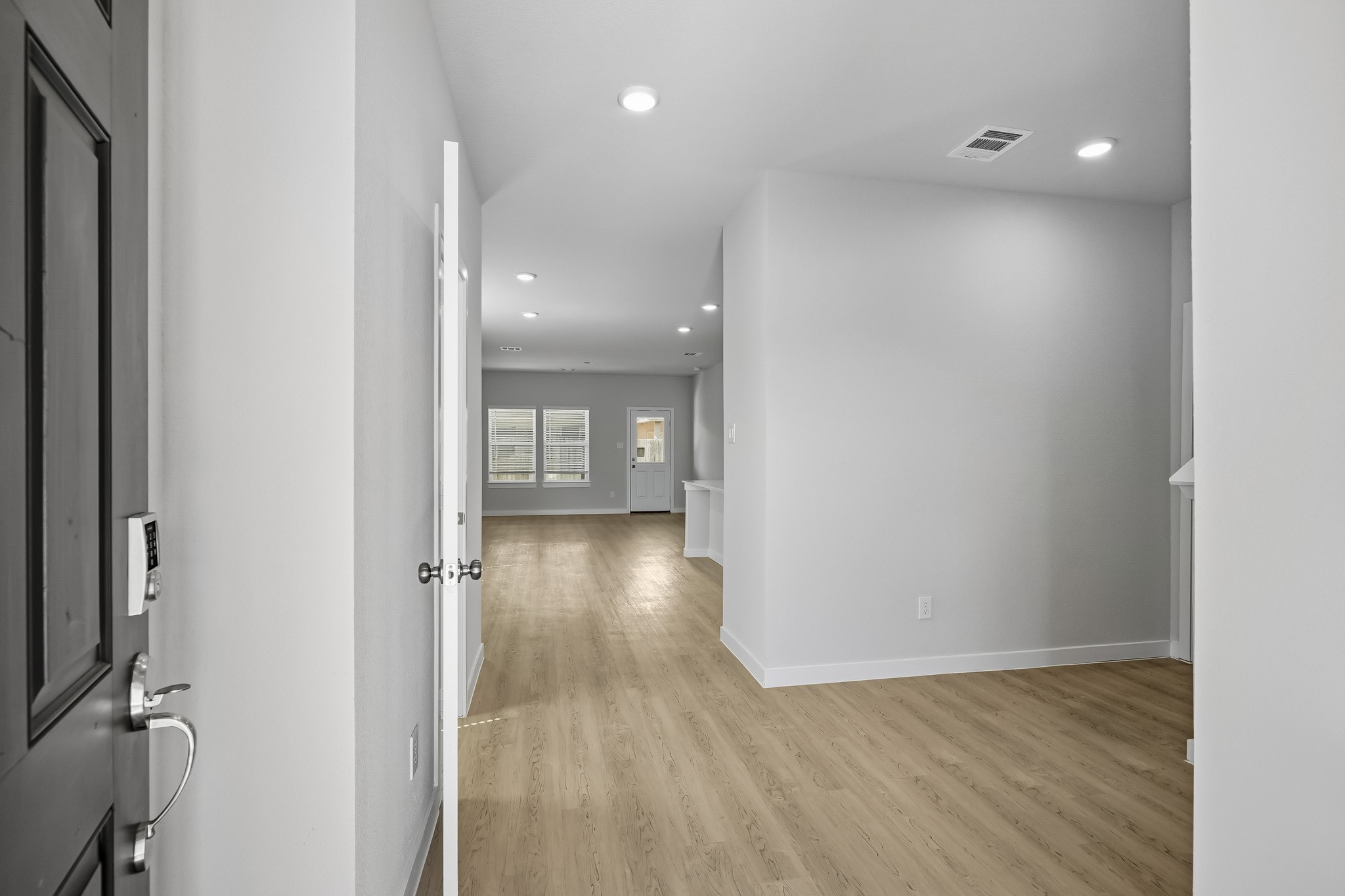 308 Amy Street Property Photo 2