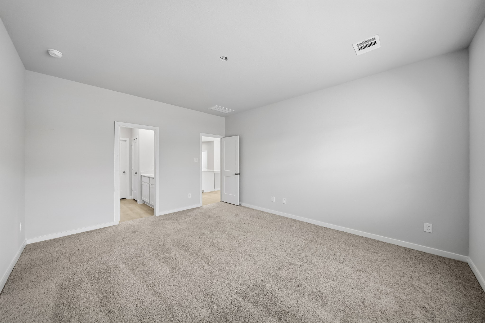 308 Amy Street Property Photo 6
