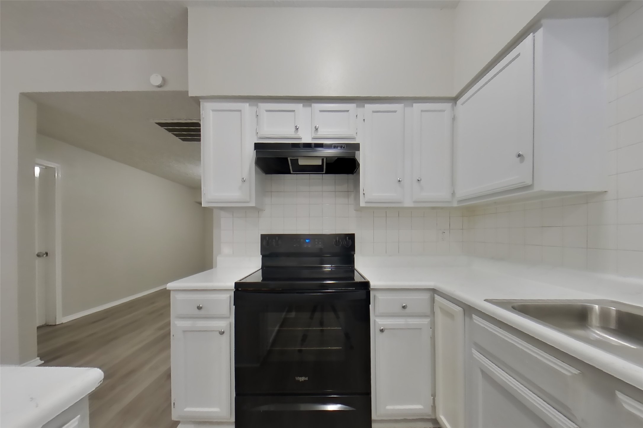 19311 Amistad Drive Property Photo 4
