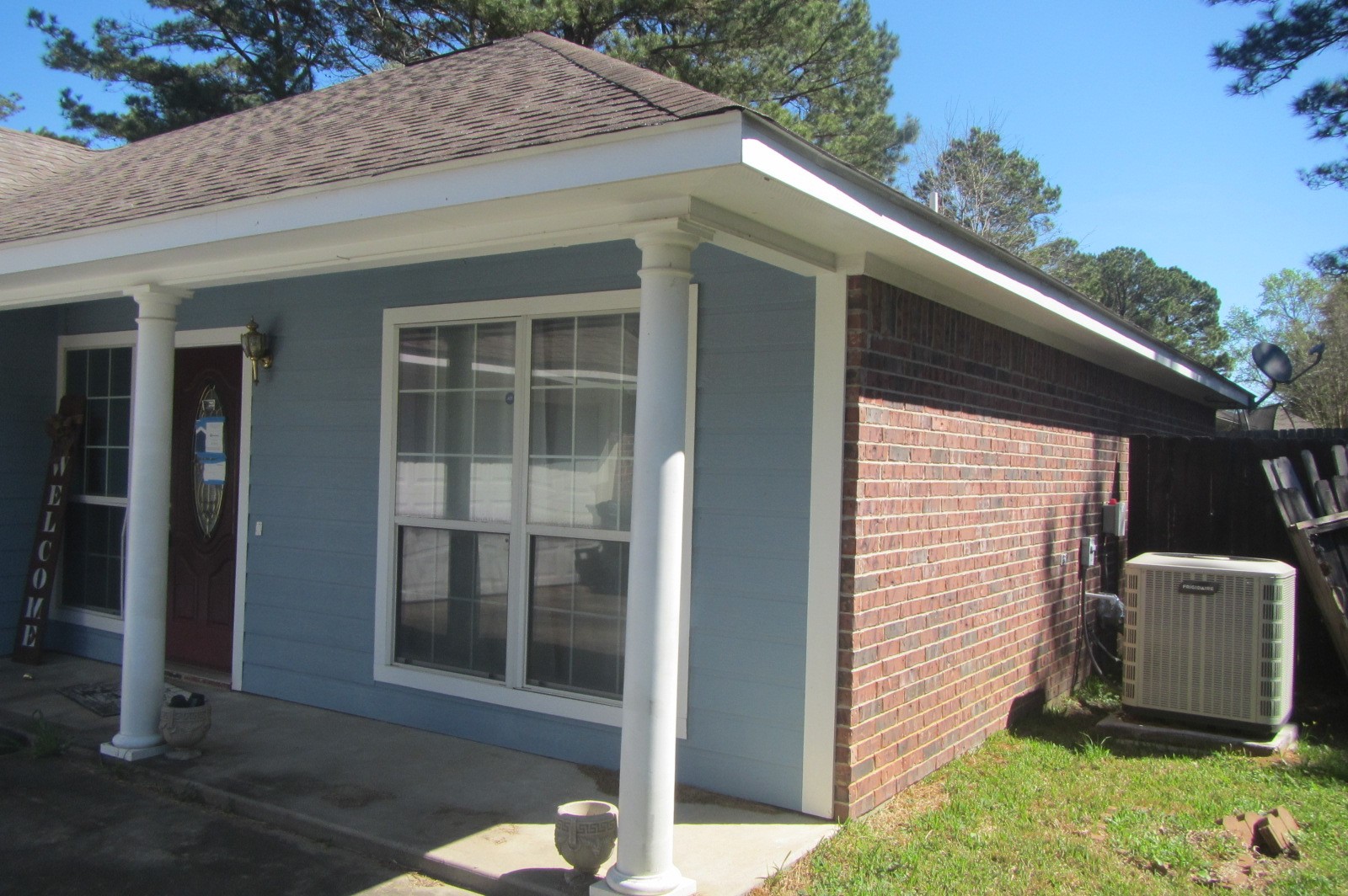 102 Brookdale Circle Property Photo 3