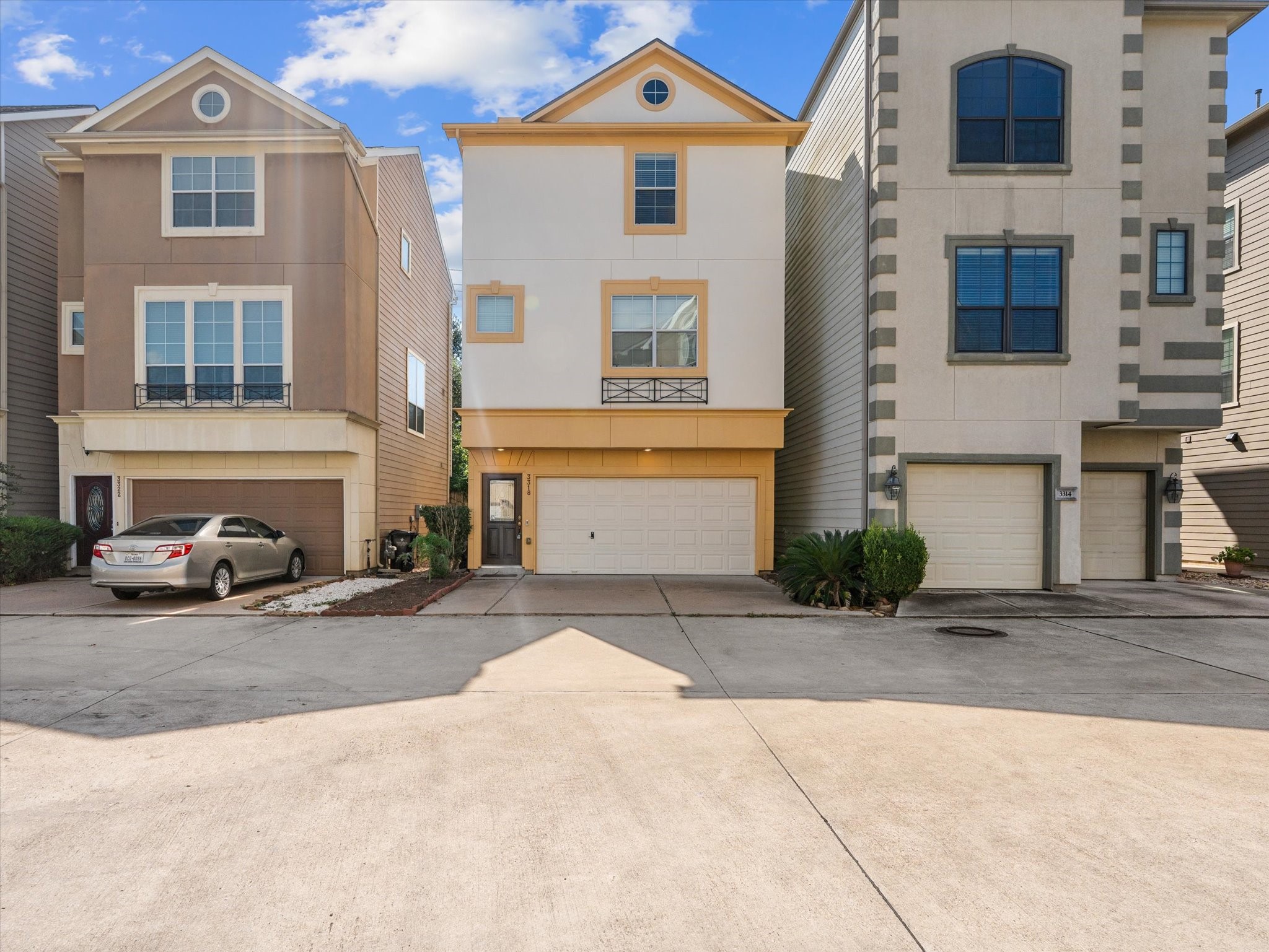3318 Clearview Villa Way Property Photo 1