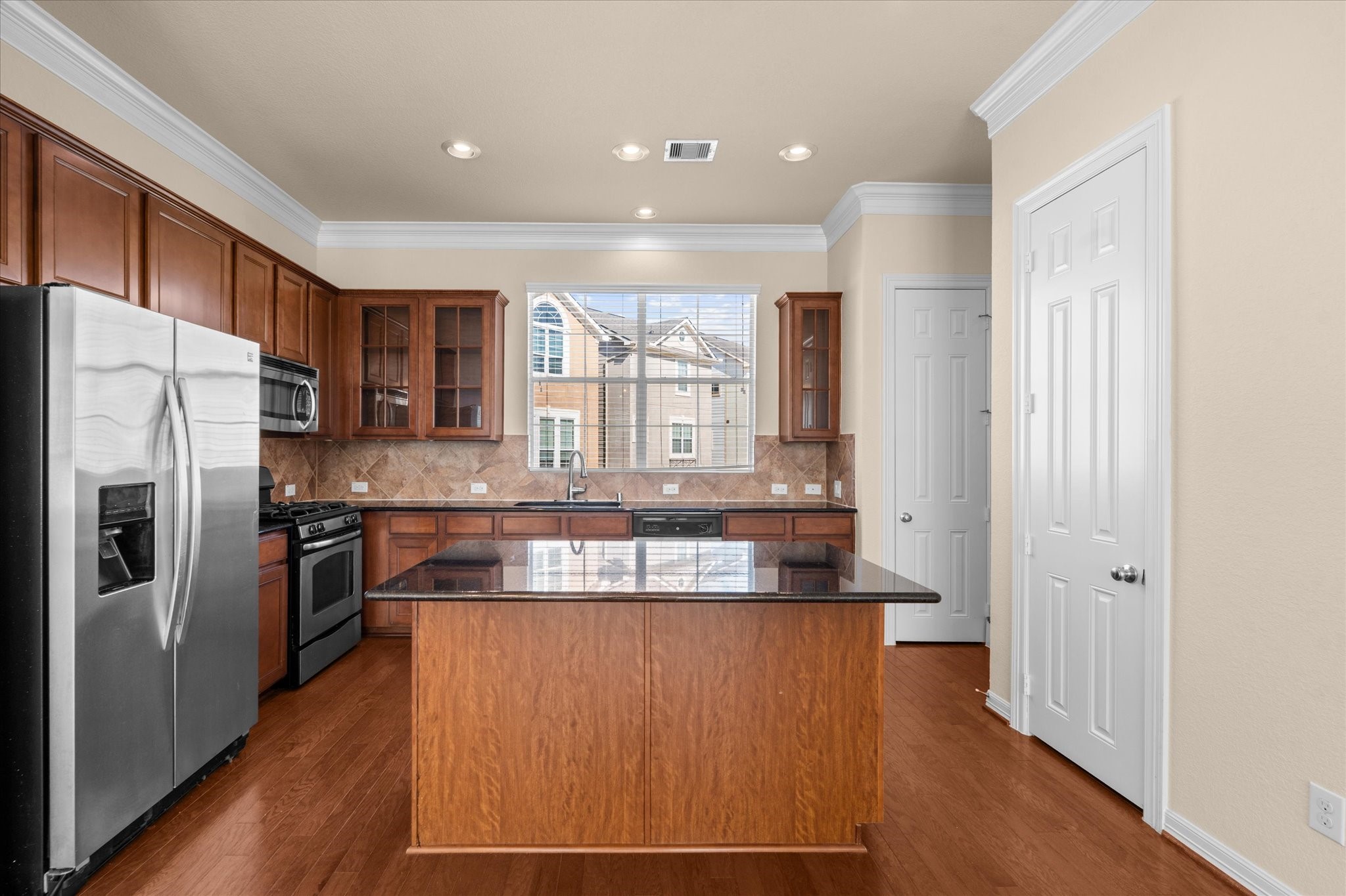 3318 Clearview Villa Way Property Photo 11