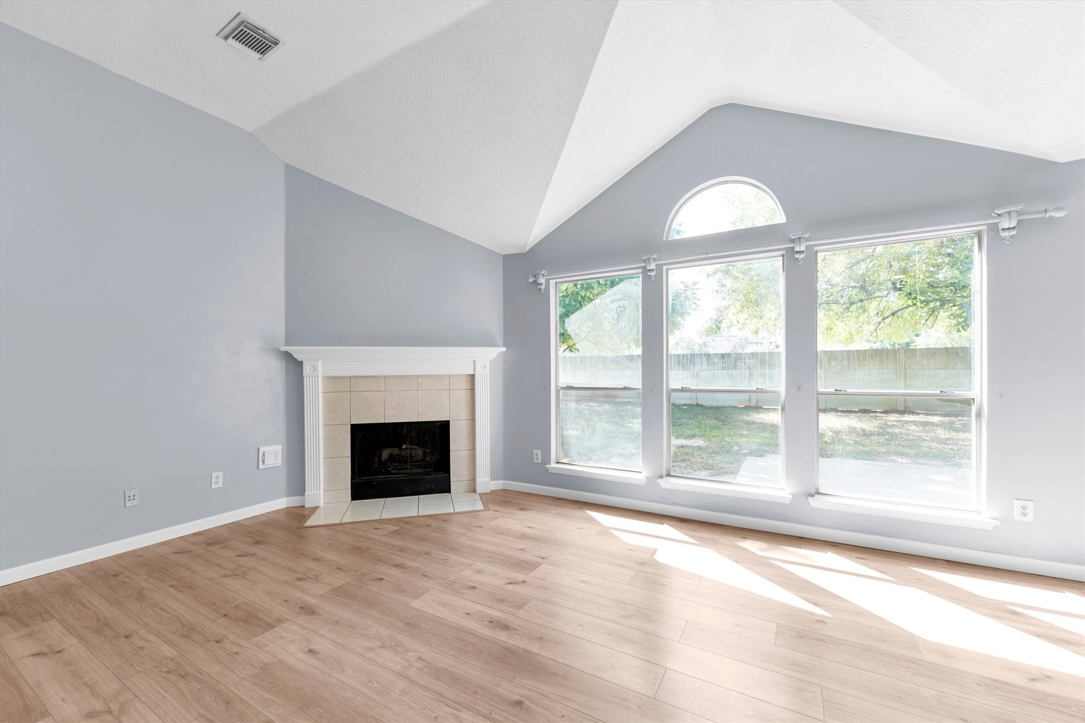 11623 Gila Bend Lane Property Photo 16