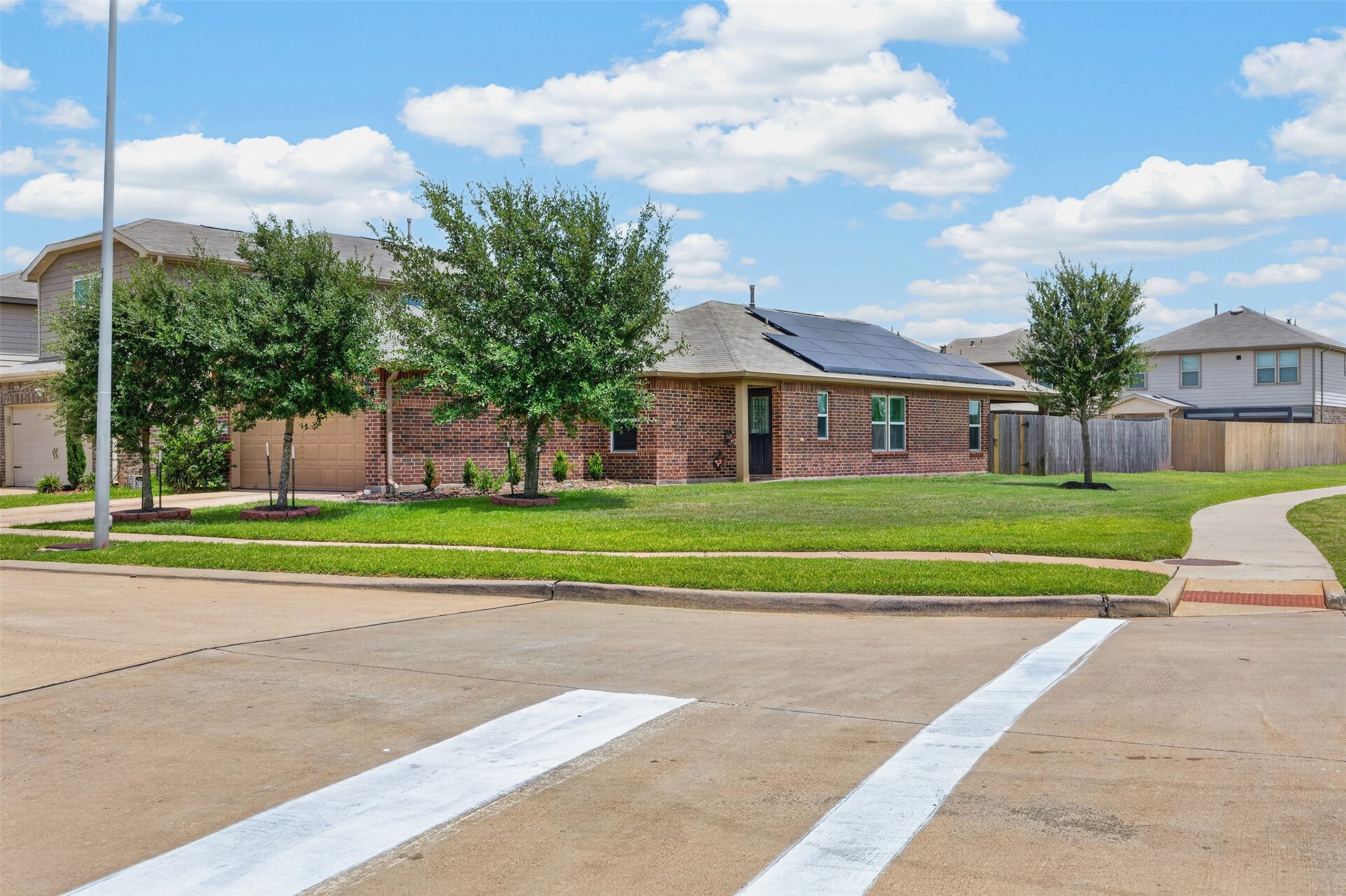 5202 Pine Forest Ridge Street Property Photo 7