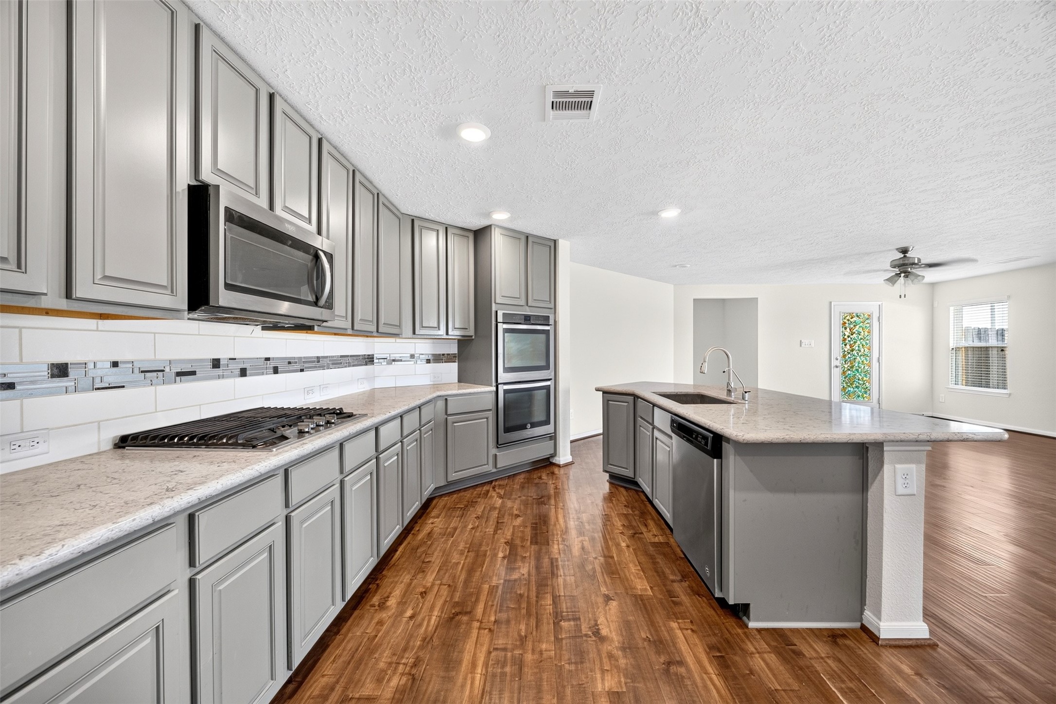 5202 Pine Forest Ridge Street Property Photo 19