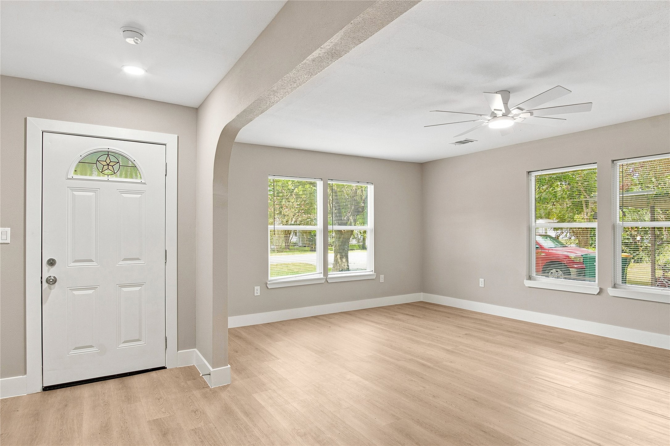 2803 S Houston Drive Property Photo 13
