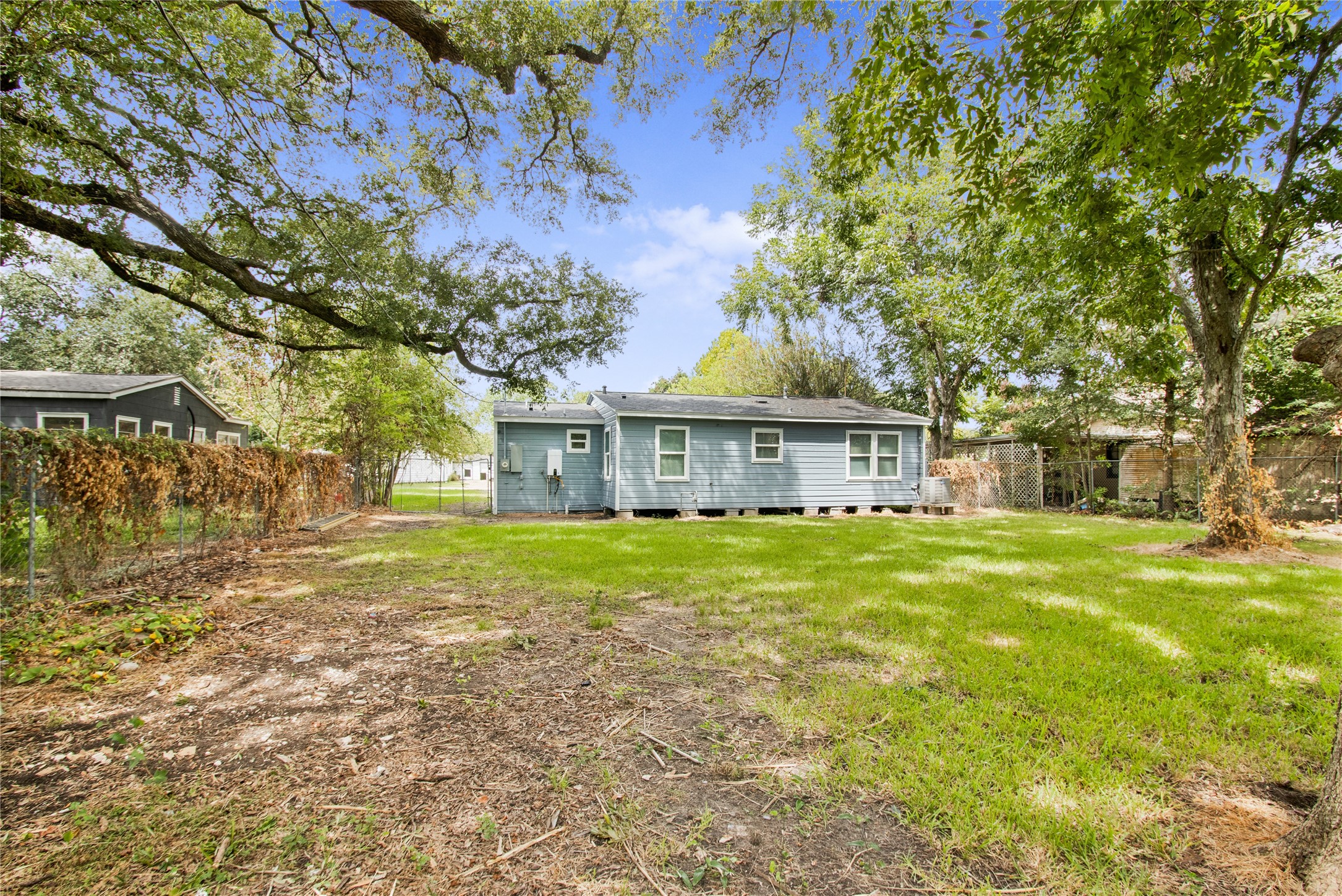 2803 S Houston Drive Property Photo 37