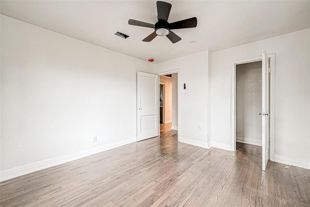 7010 S Hall Street Property Photo 25