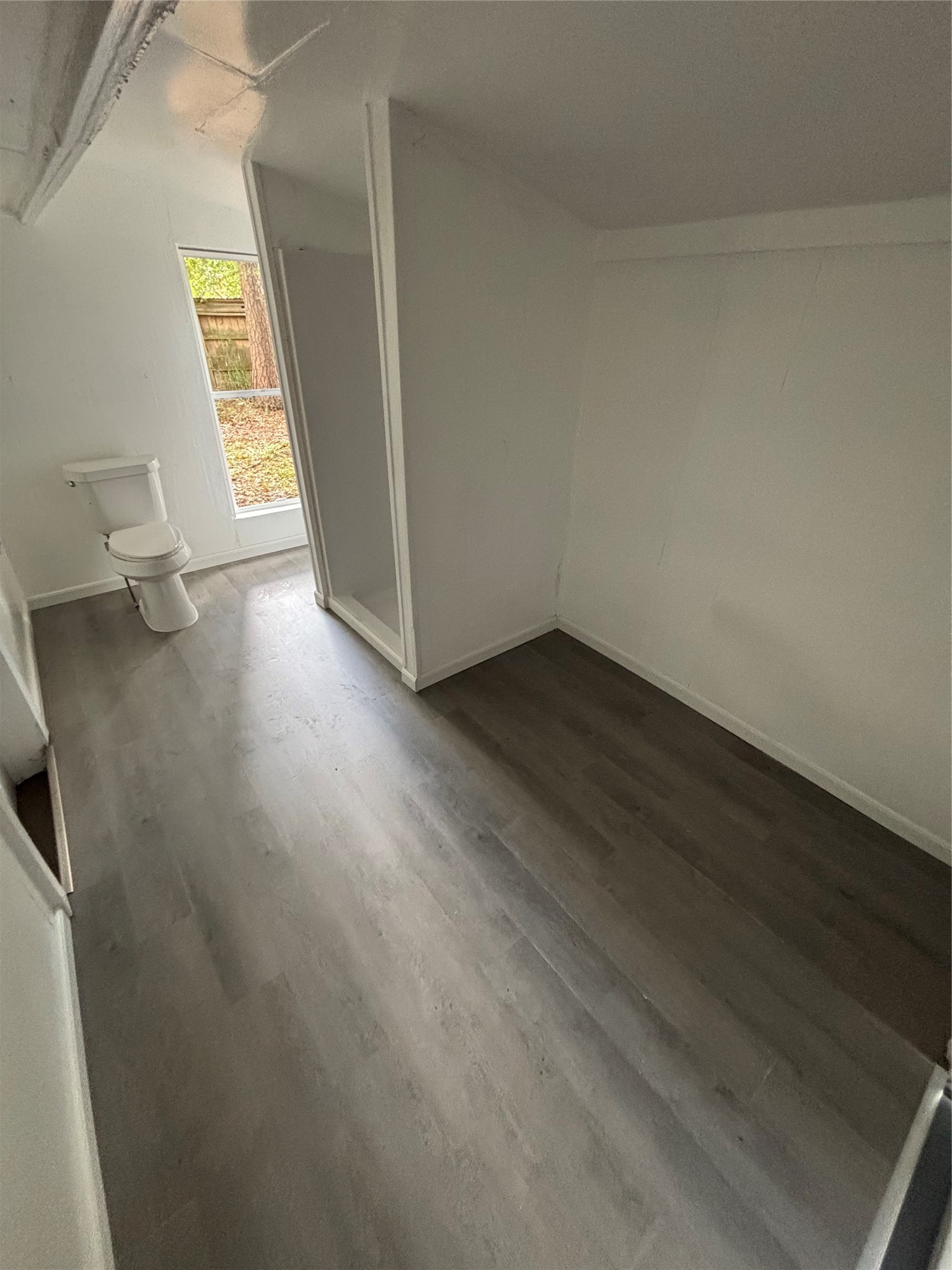 1195 Gunter Street Property Photo 13