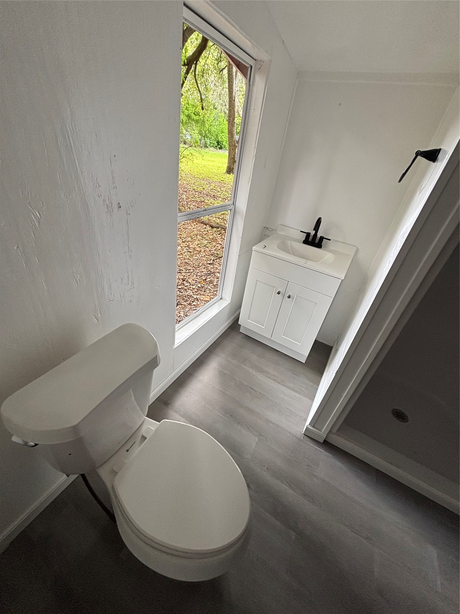 1195 Gunter Street Property Photo 14