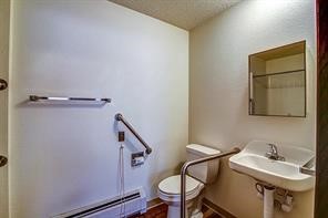 1043 Enterprise Ave Property Photo 7