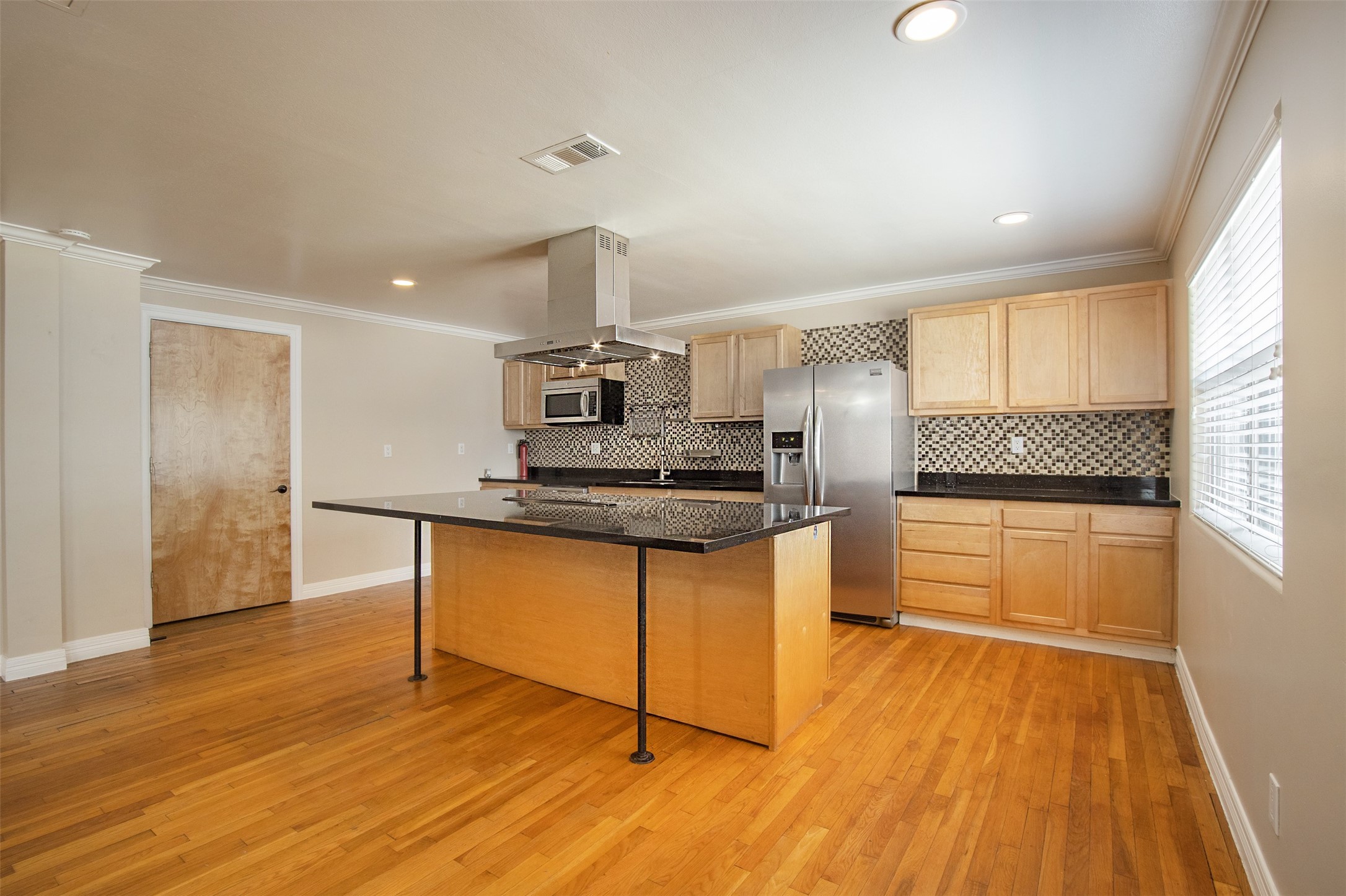 2098 Harland Drive Property Photo 13