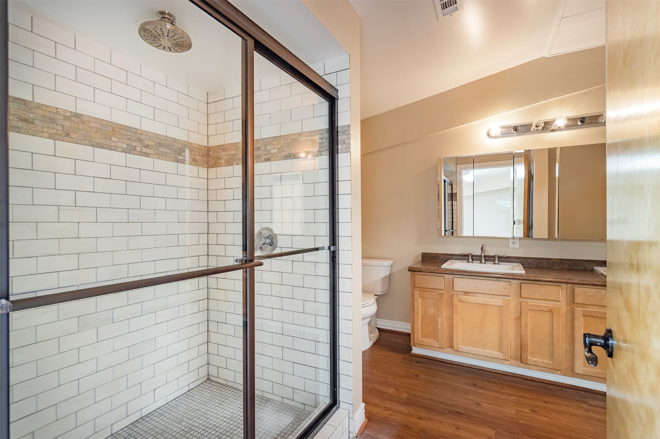 2098 Harland Drive Property Photo 26