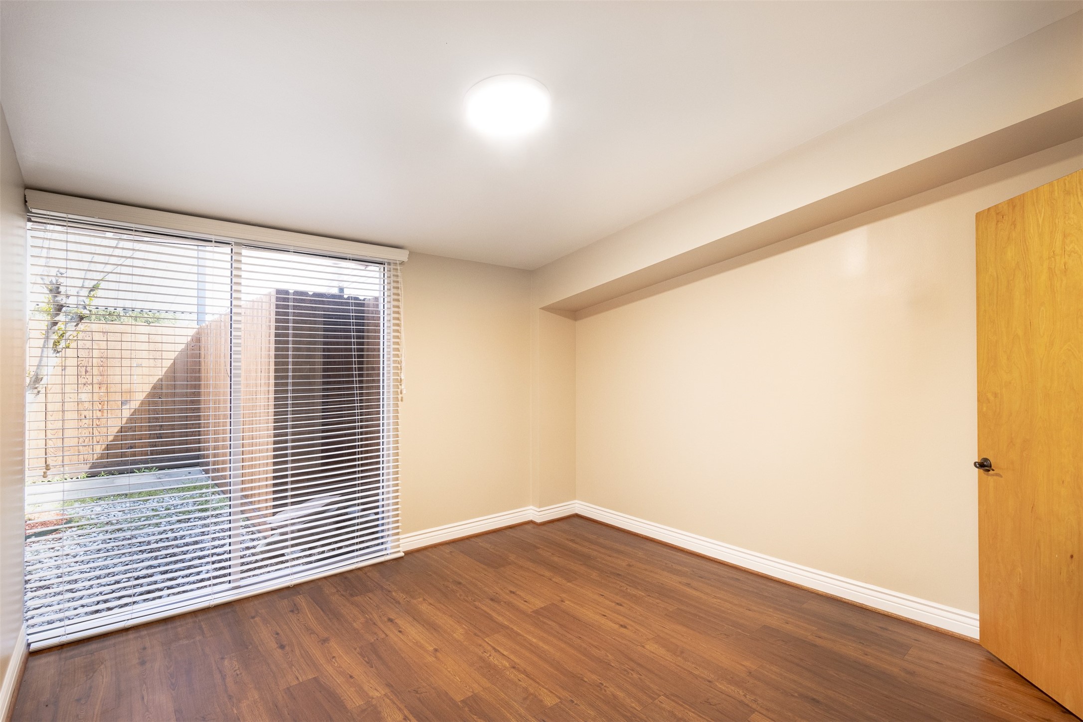 2098 Harland Drive Property Photo 27