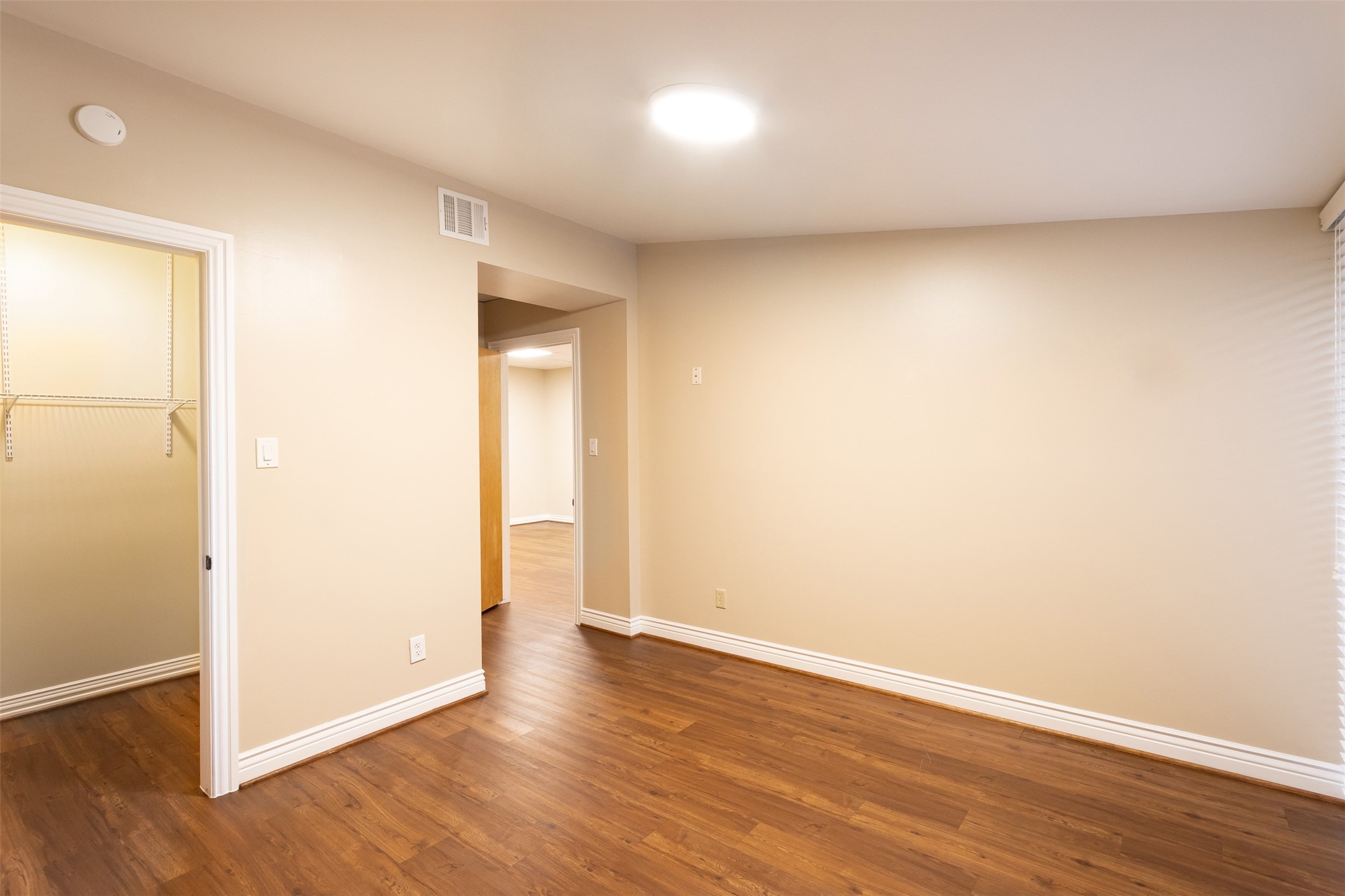 2098 Harland Drive Property Photo 28