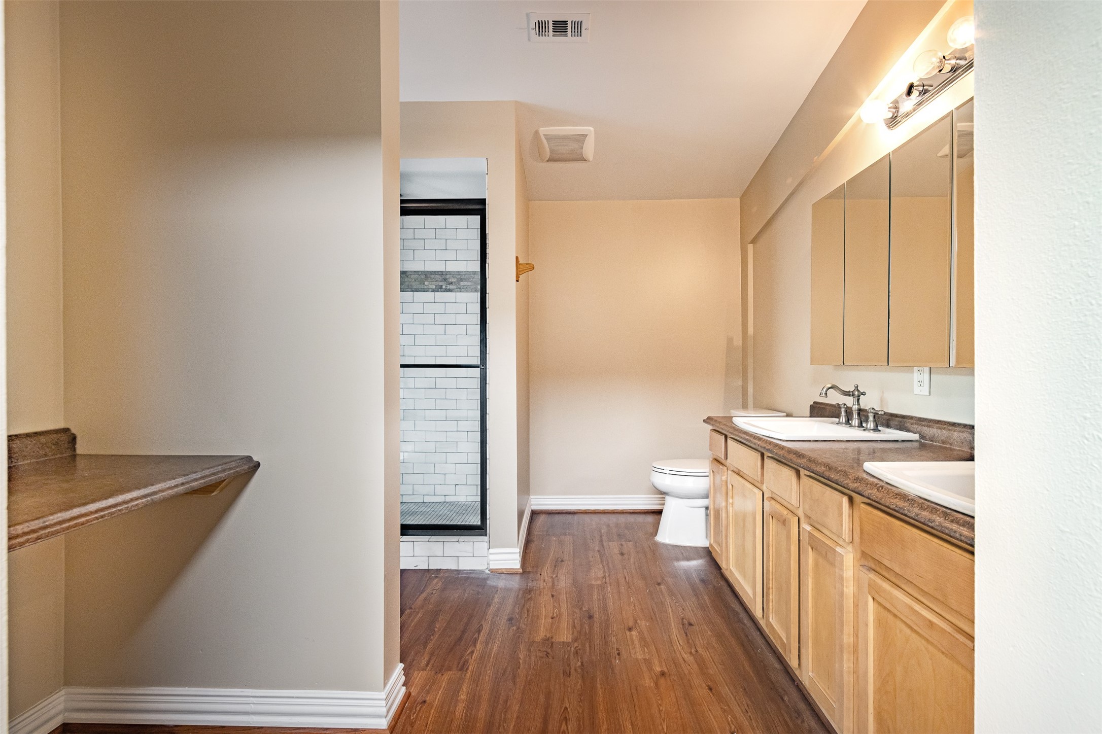 2098 Harland Drive Property Photo 33