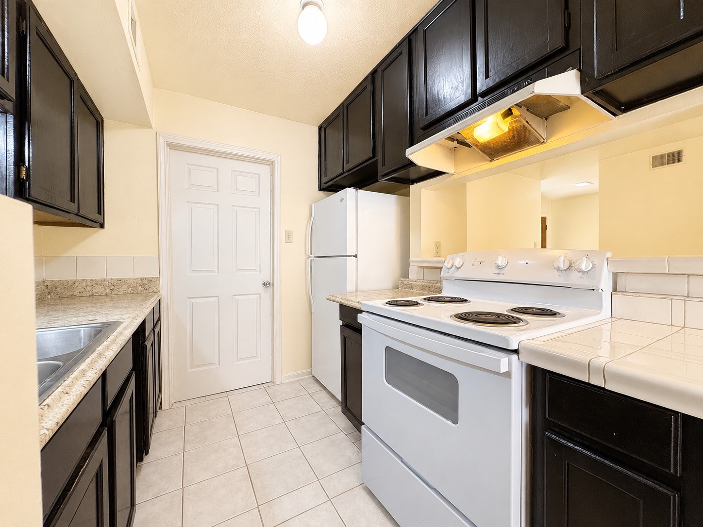 12504 Autumn Leaf Lane Property Photo 18