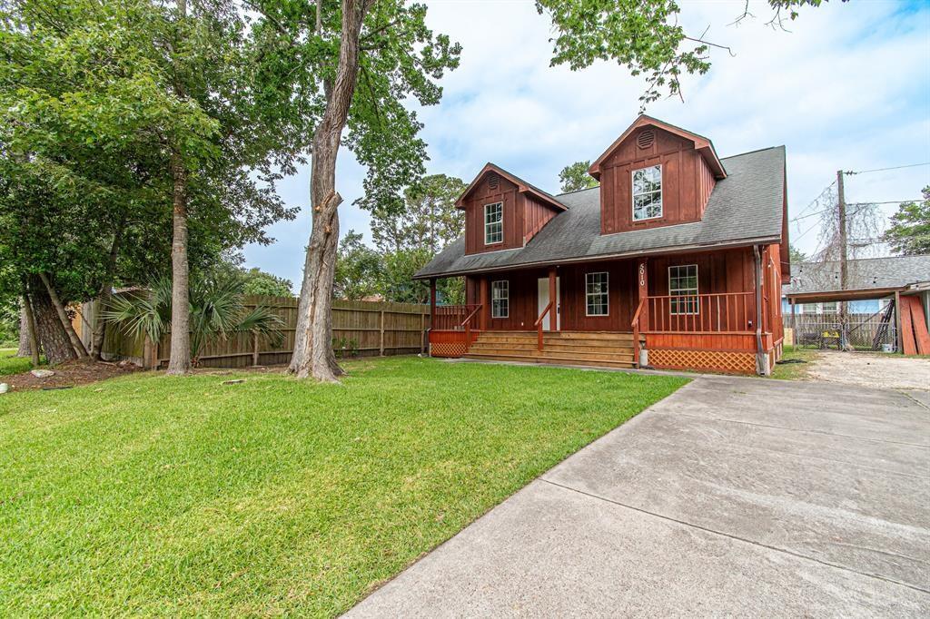 5010 Elm Street Property Photo 1