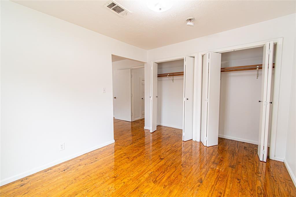 5010 Elm Street Property Photo 7