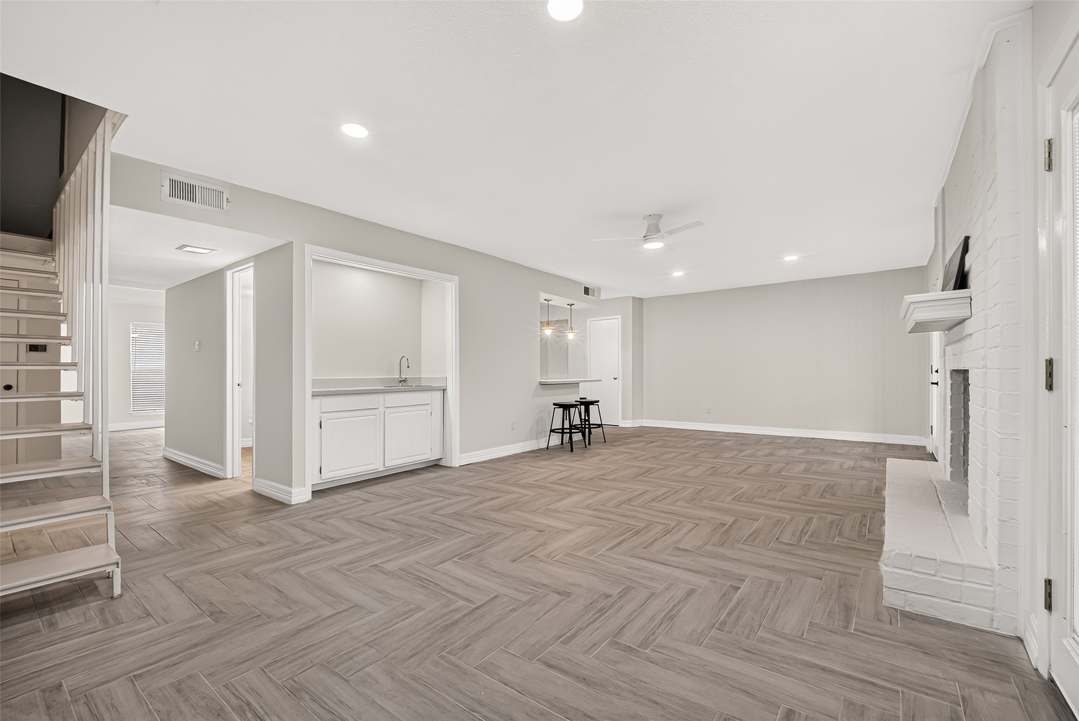 10383 Briar Forest Drive Property Photo 11