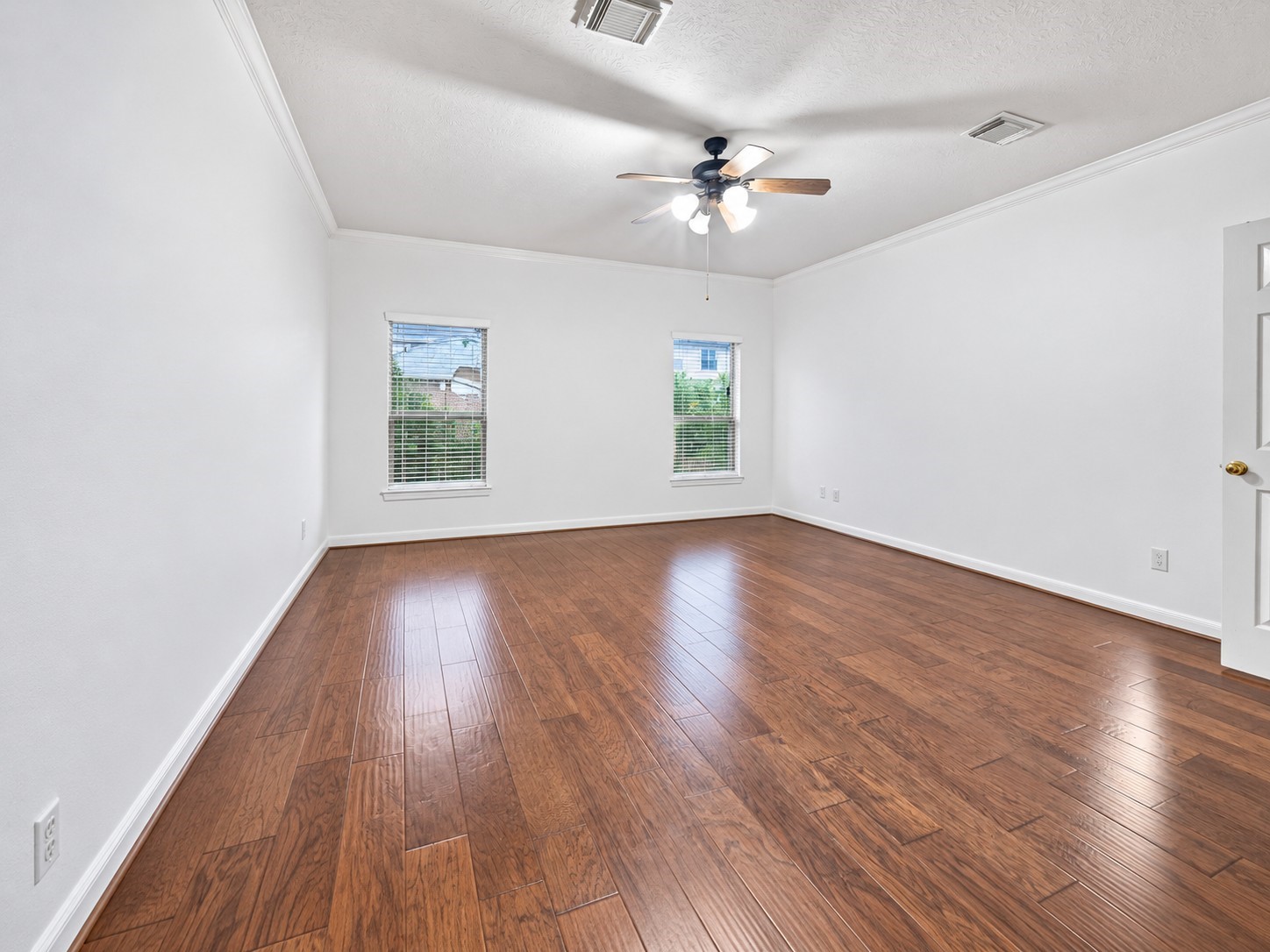 2602 Falcon Knoll Lane Property Photo 13