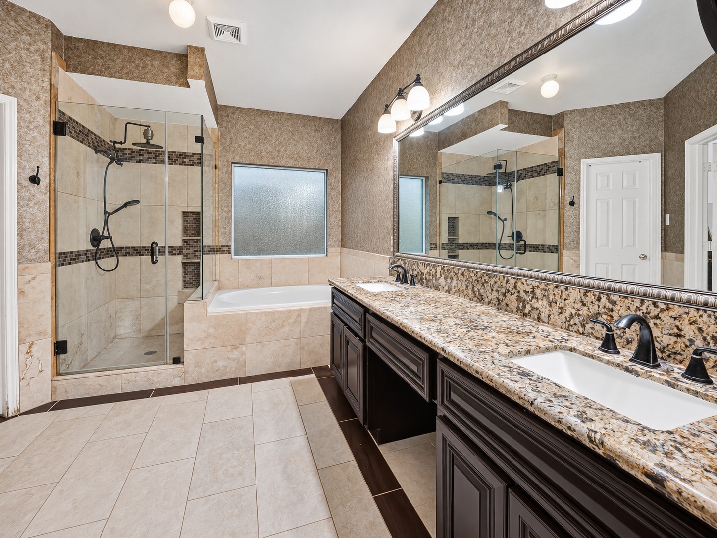 2602 Falcon Knoll Lane Property Photo 15