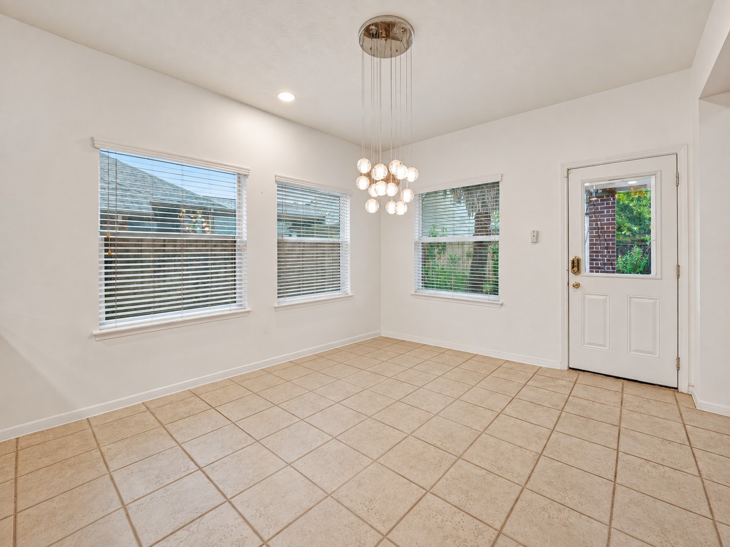 2602 Falcon Knoll Lane Property Photo 19