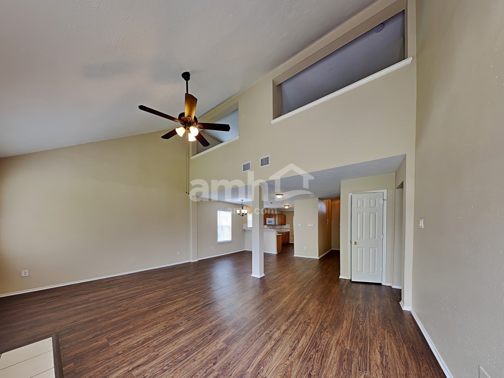 1207 Nantere Court Property Photo 4