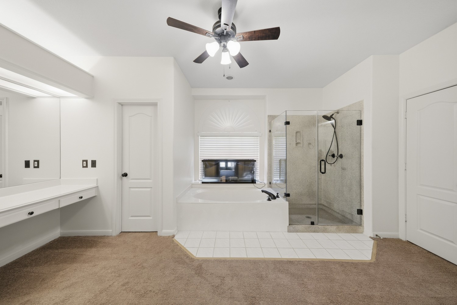 16 Fosters Court Property Photo 20
