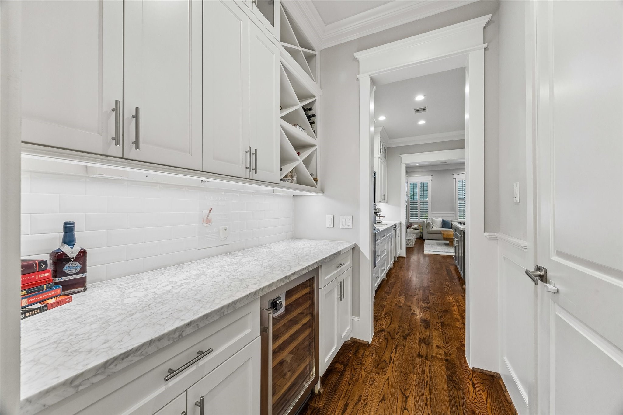 625 Allston Street B Property Photo 14