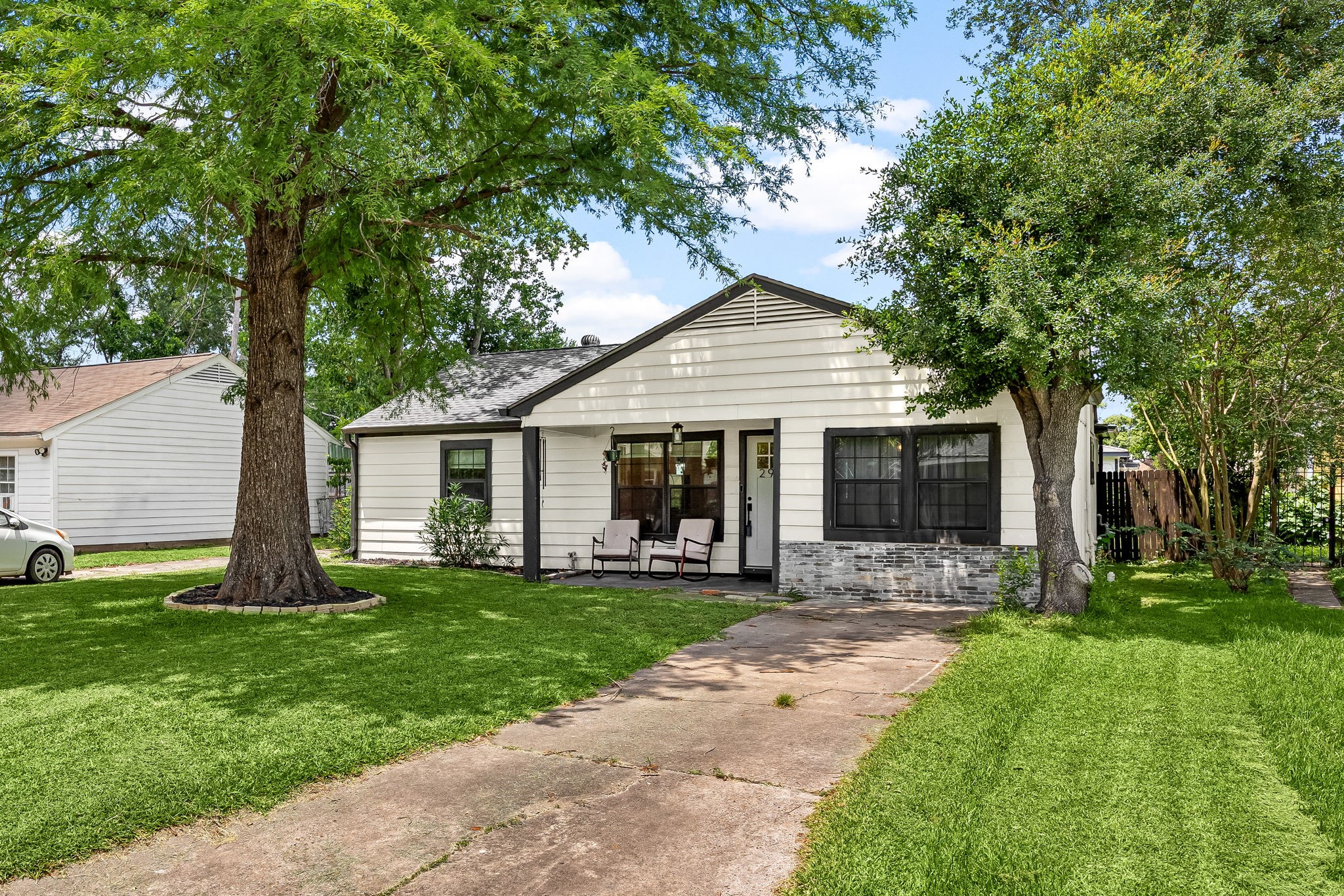 2915 Robertson Street Property Photo 4