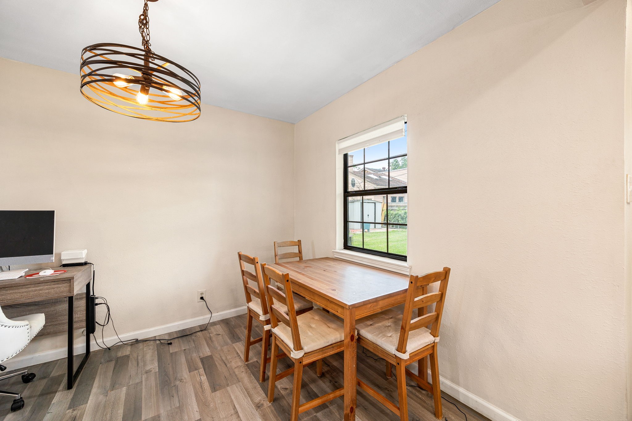 2915 Robertson Street Property Photo 11